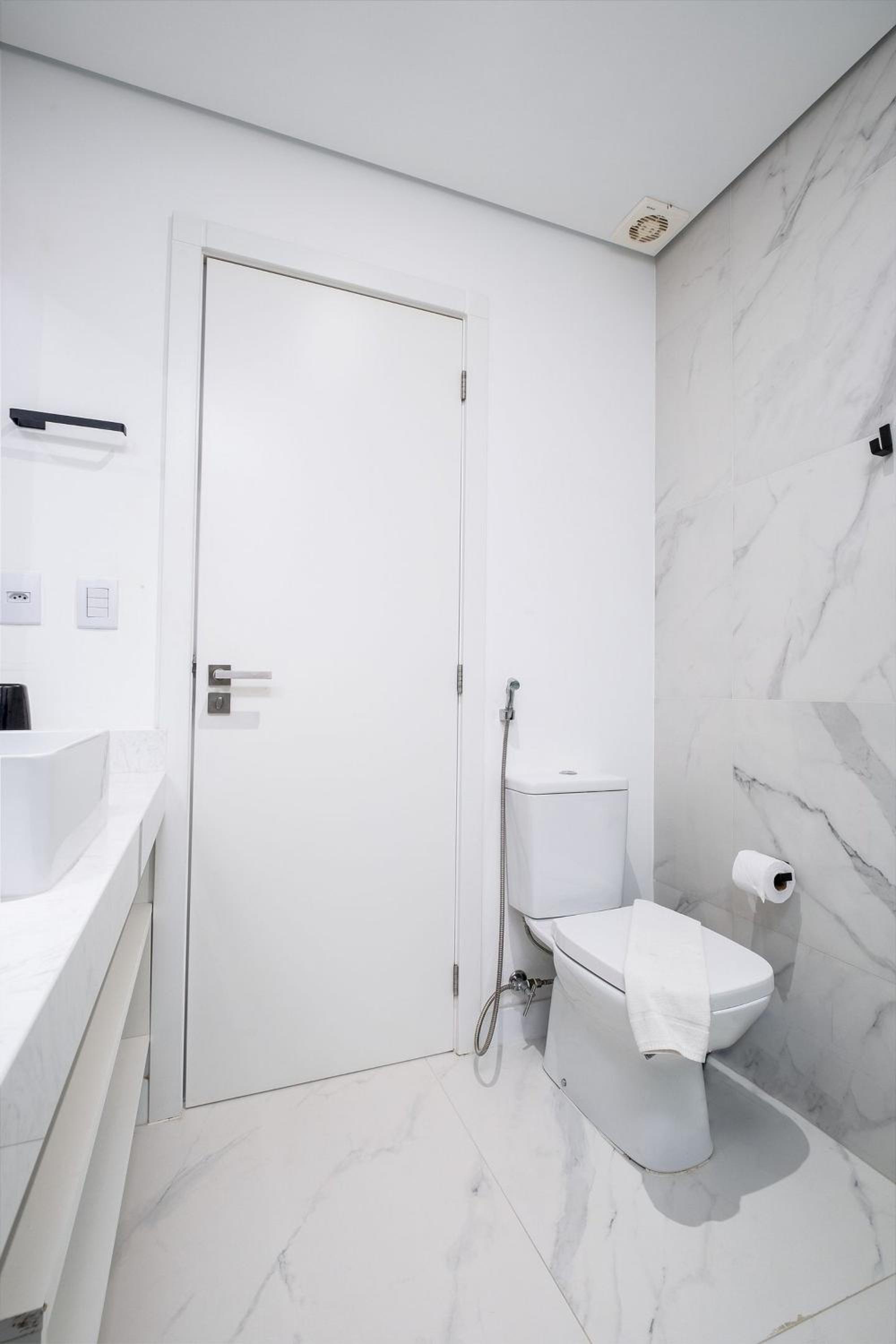 Apartment with/pool in Jurerê Internacional EPC204