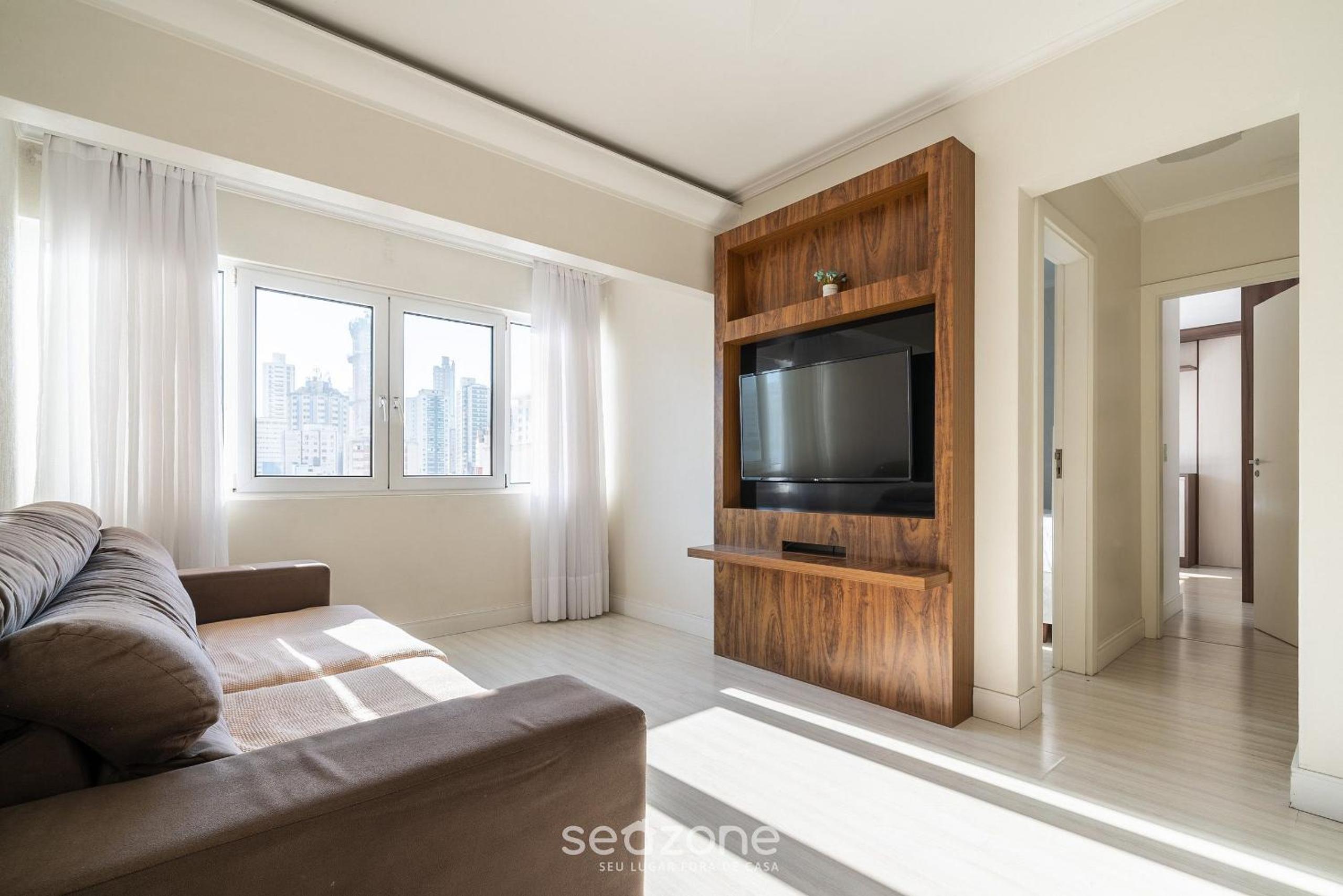 Apt in BC 4min fr th beach and Av Atlântica EPF202