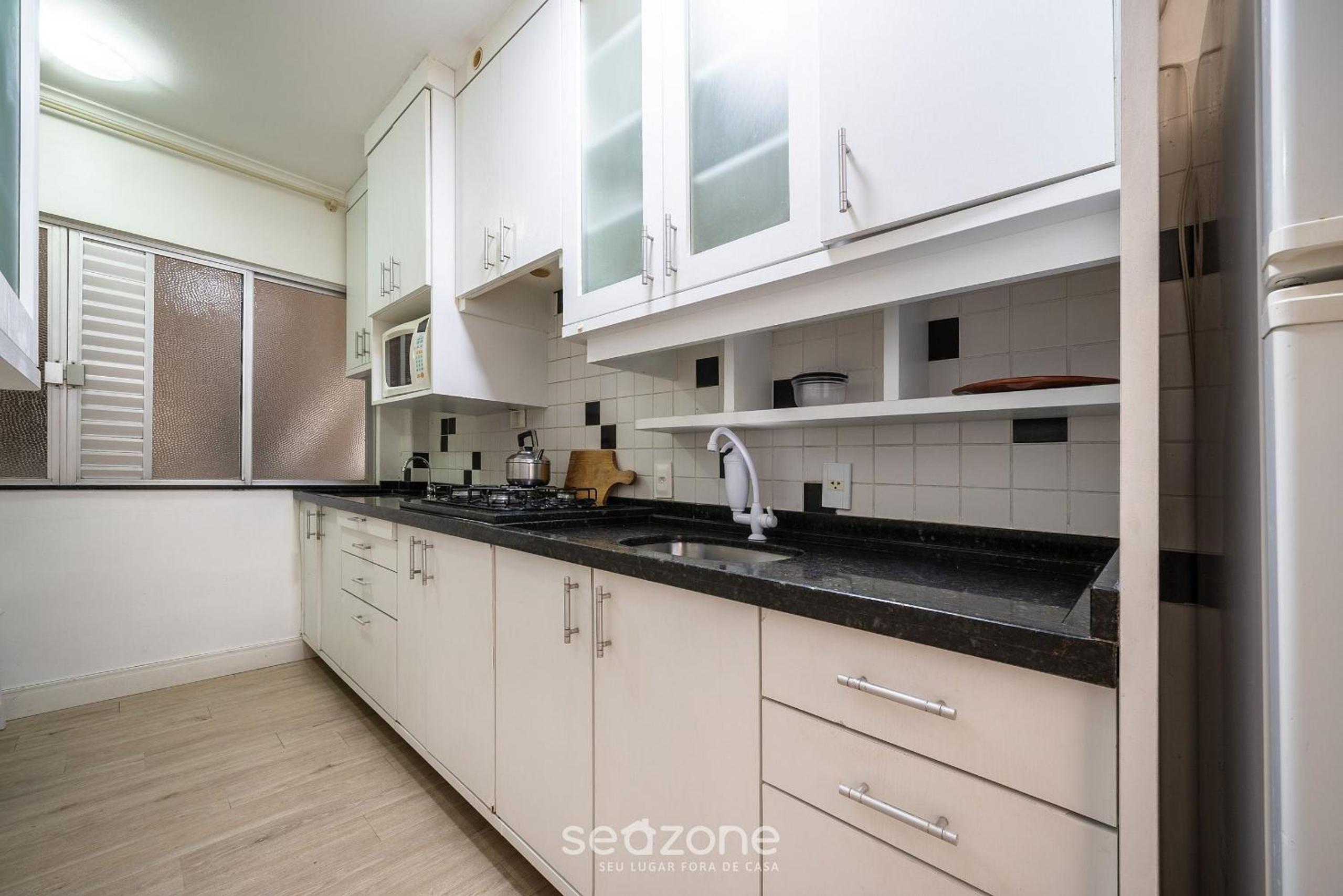 Apt in BC 4min fr th beach and Av Atlântica EPF202