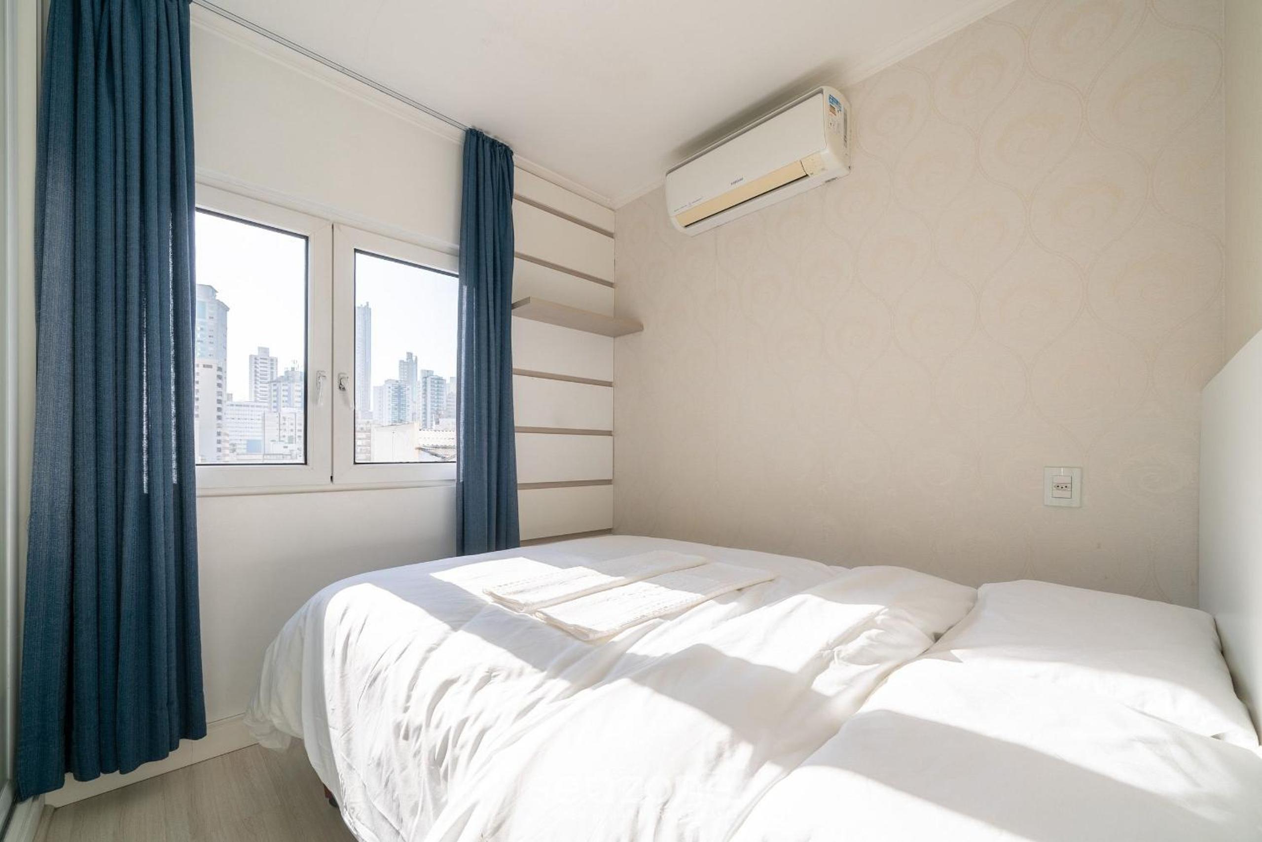 Apt in BC 4min fr th beach and Av Atlântica EPF202