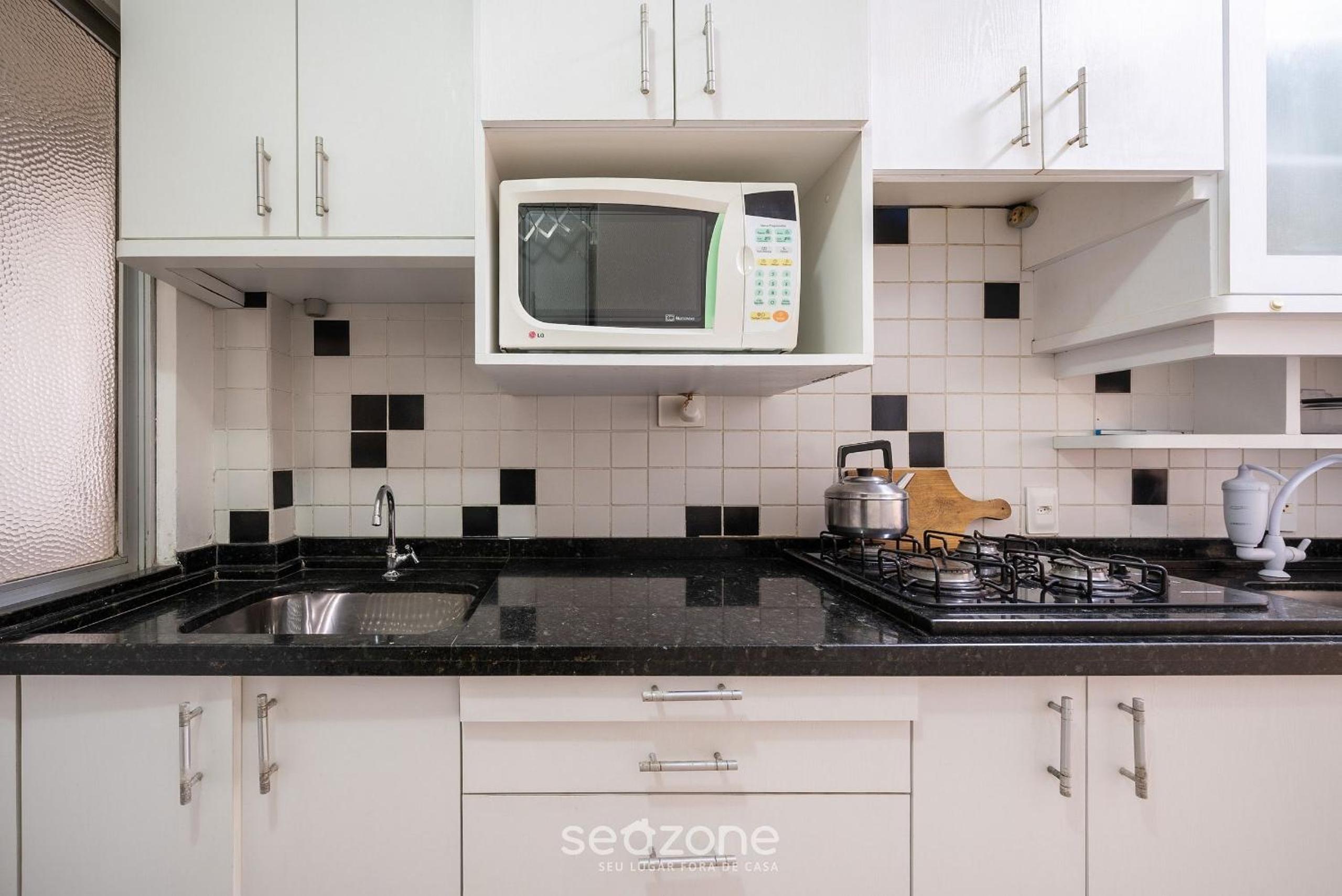 Apt in BC 4min fr th beach and Av Atlântica EPF202