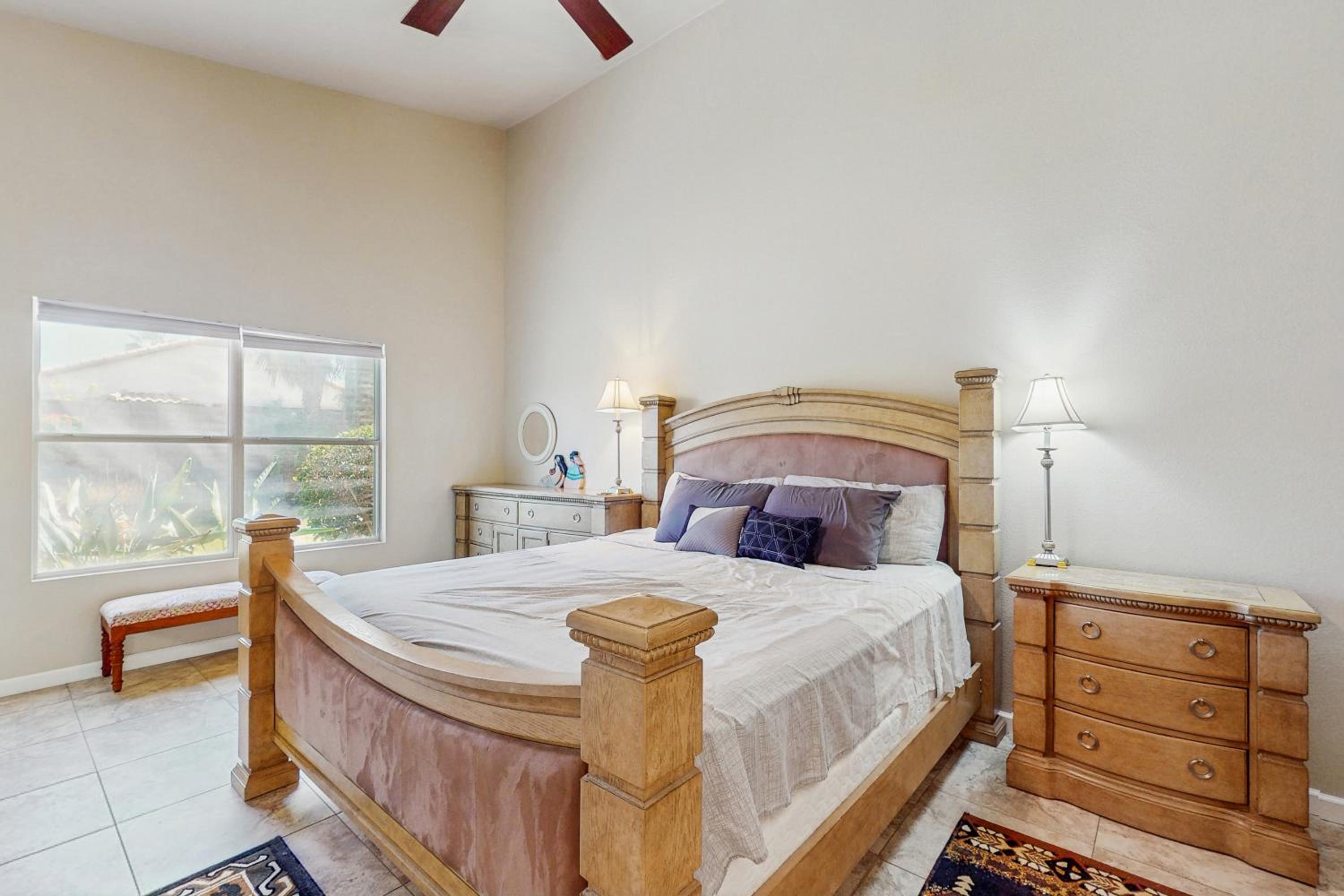 Private Pool, Yard and Pool Table! Avondale Abode