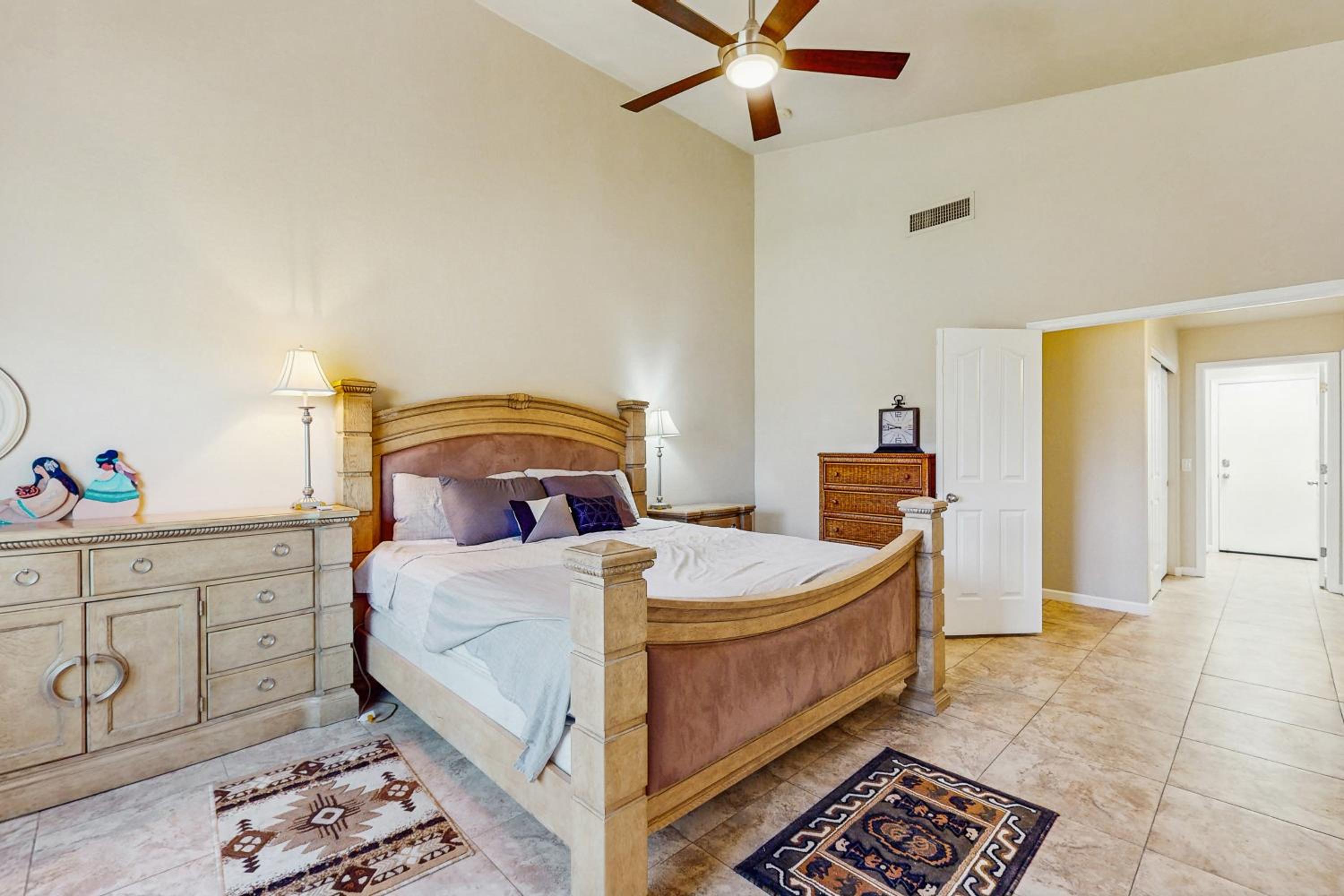 Private Pool, Yard and Pool Table! Avondale Abode