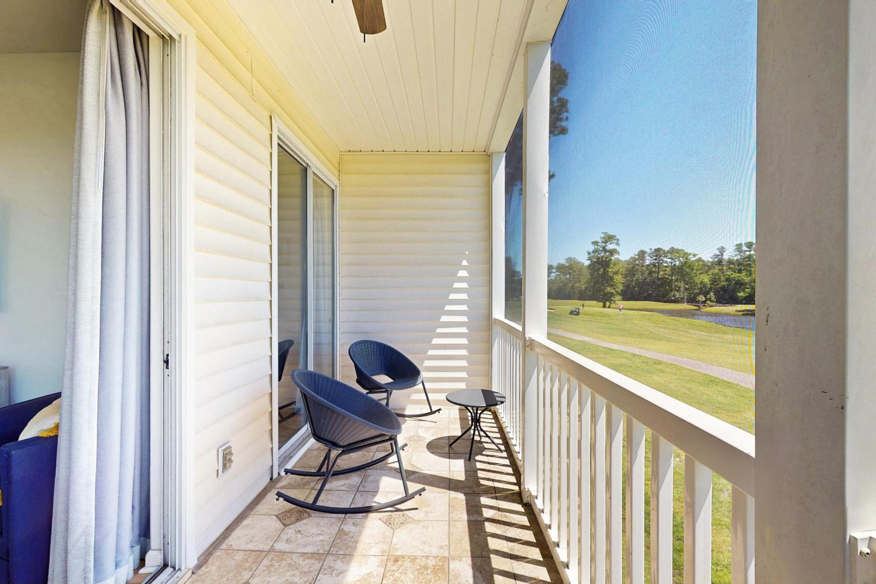 Golf Course Condo with Pool and Tennis in Myrtle Beach