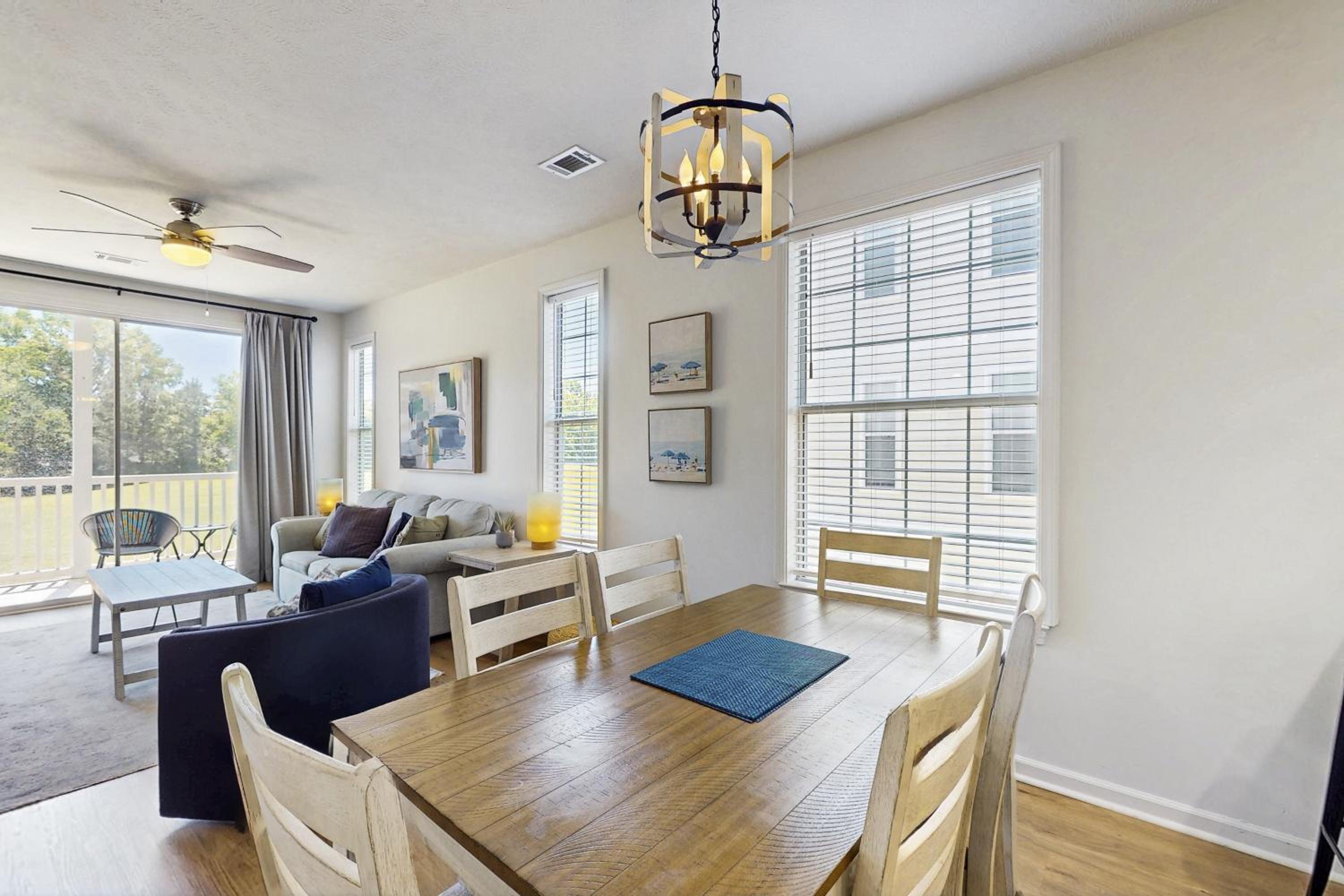 Golf Course Condo with Pool and Tennis in Myrtle Beach