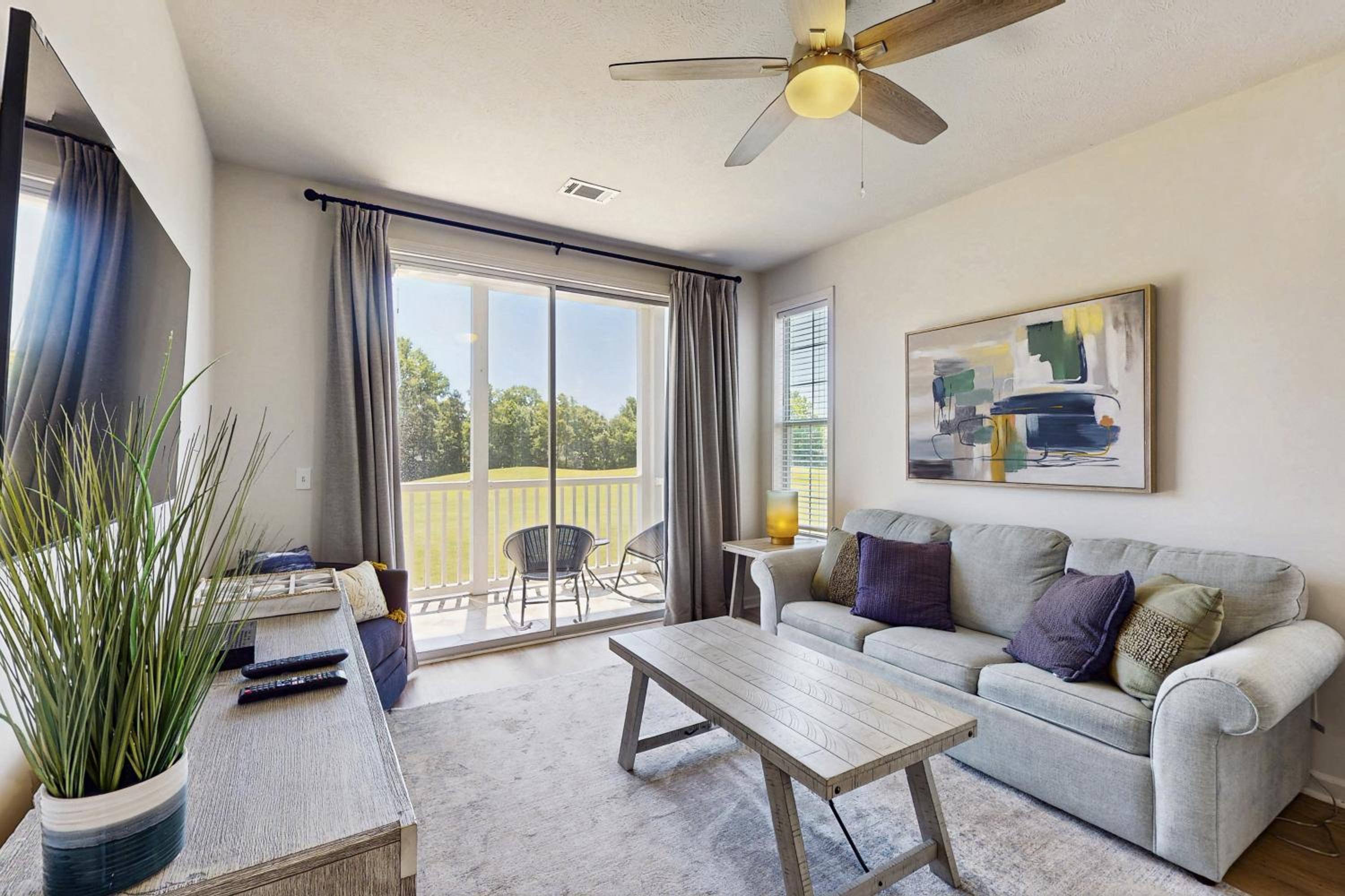 Golf Course Condo with Pool and Tennis in Myrtle Beach