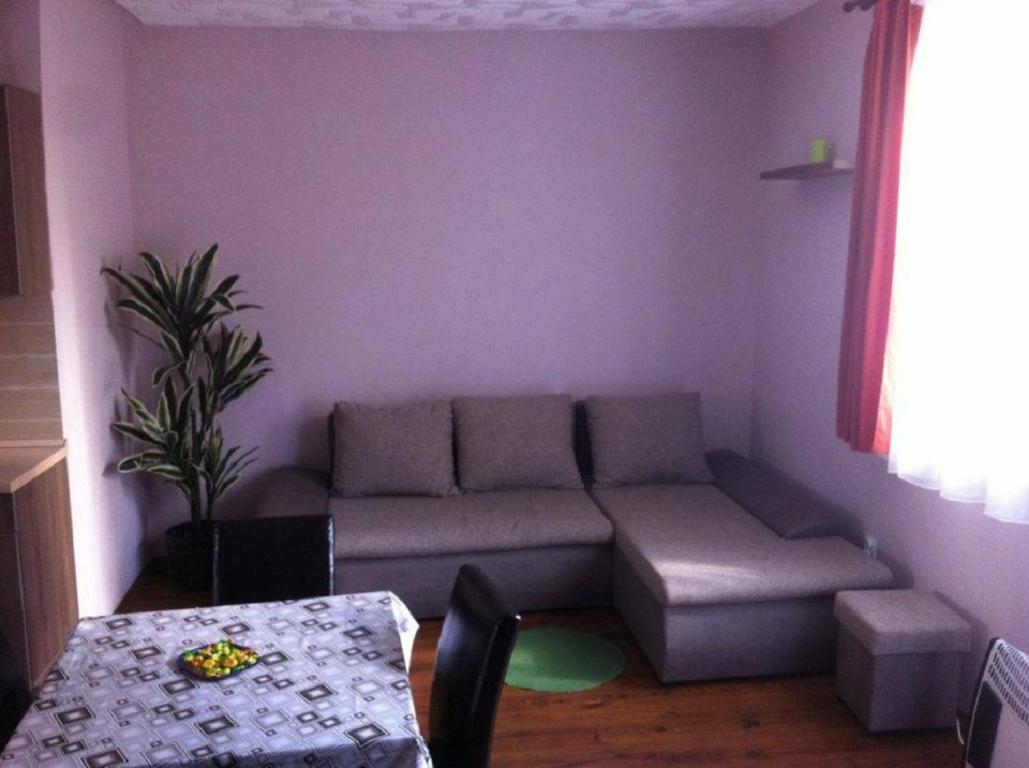 Áron Apartment