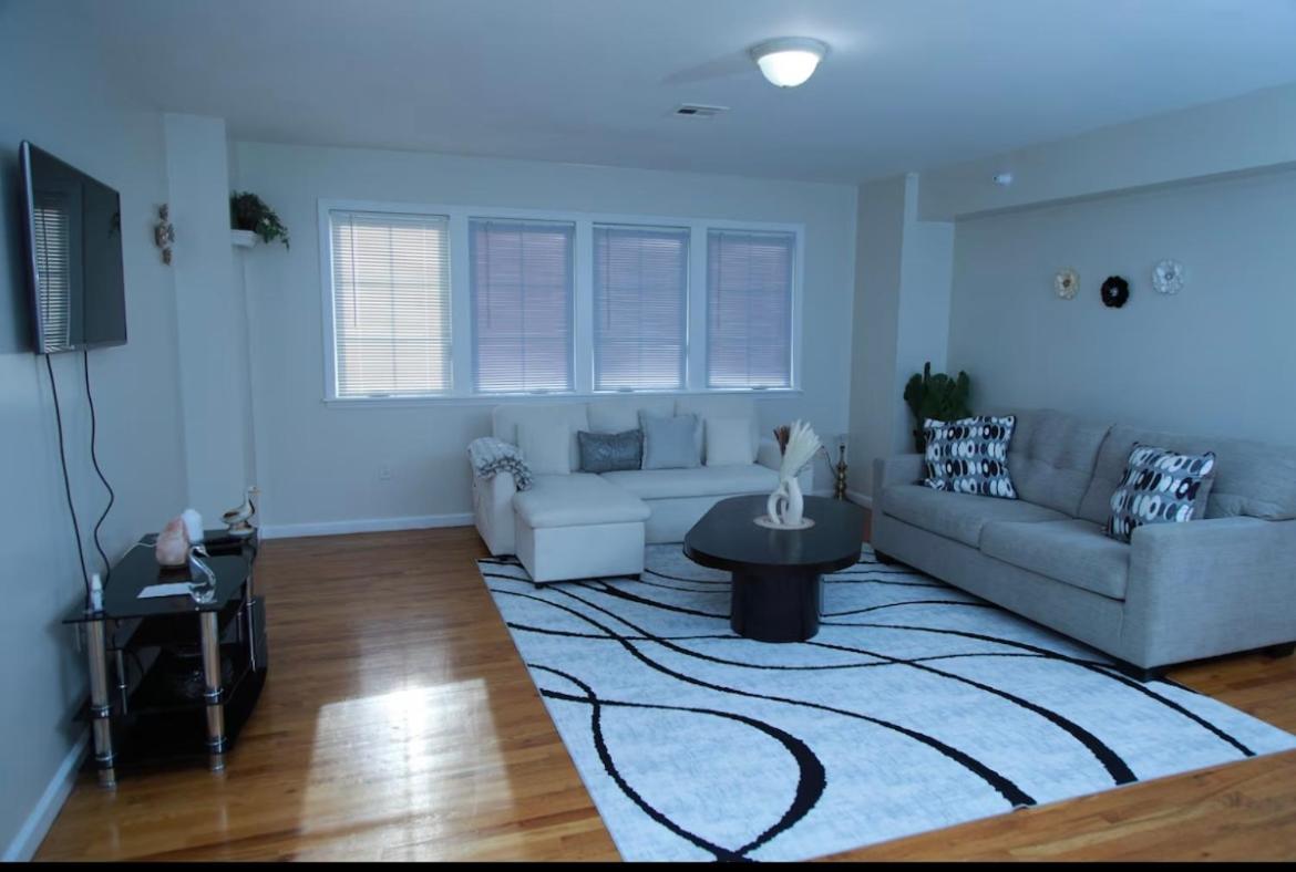 Elegant 3BR Home - Near the Prudential Center