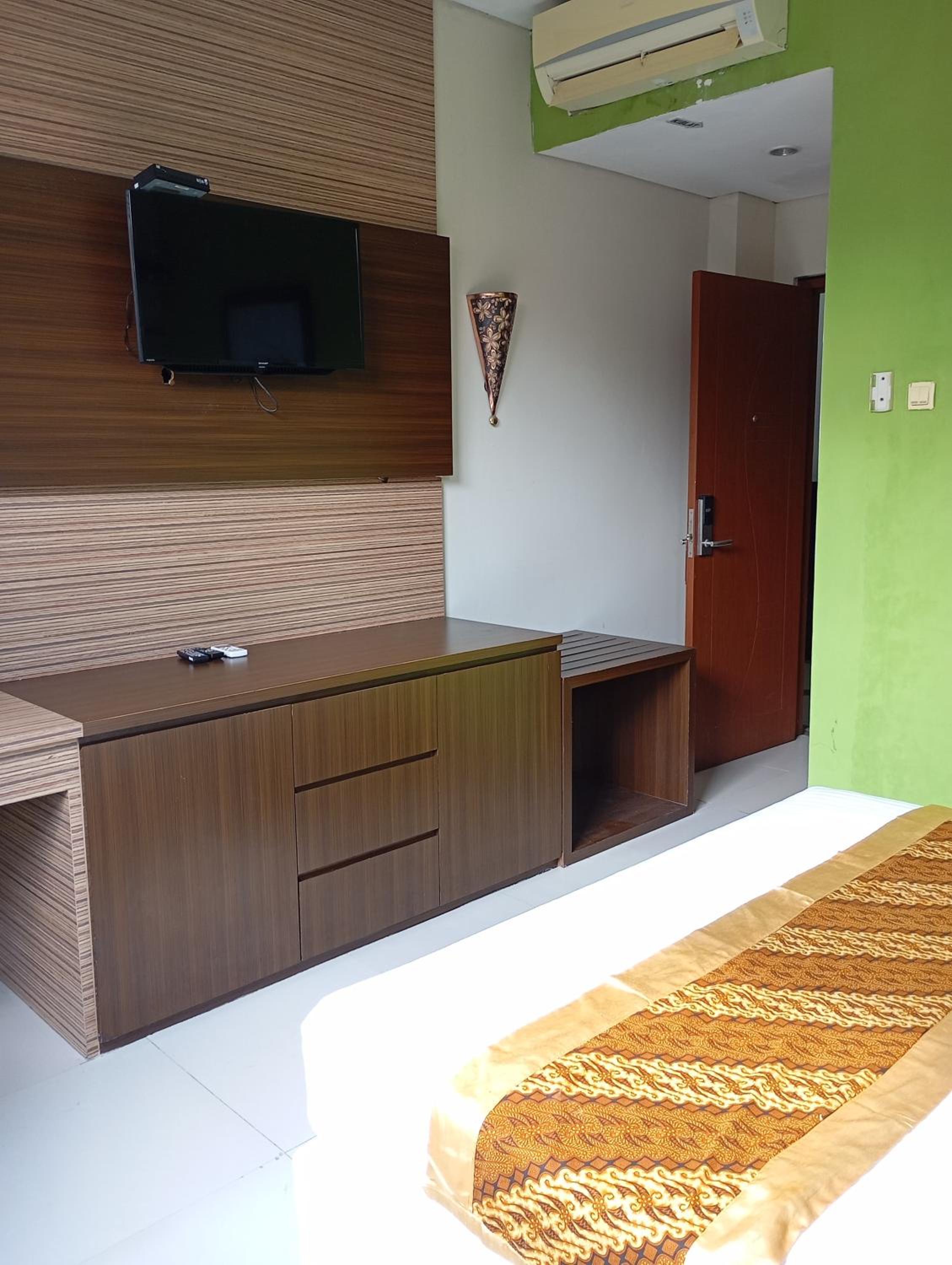 Collection O near Stadion Manahan formerly Graha Laweyan Solo