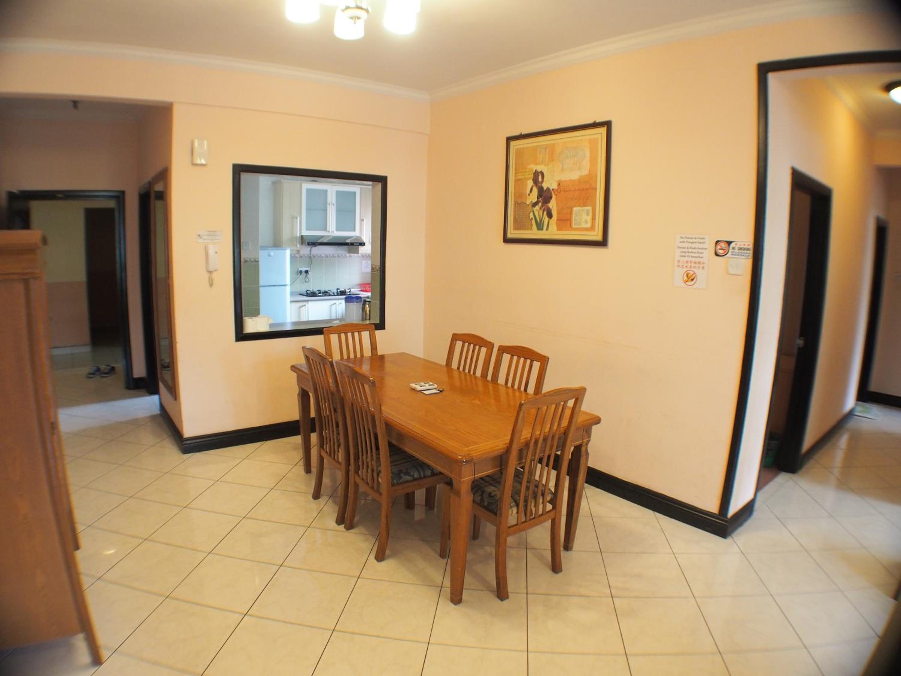 KK Vacation Apartments-Marina Court - STAY AND GET CASH REBATE photo 3