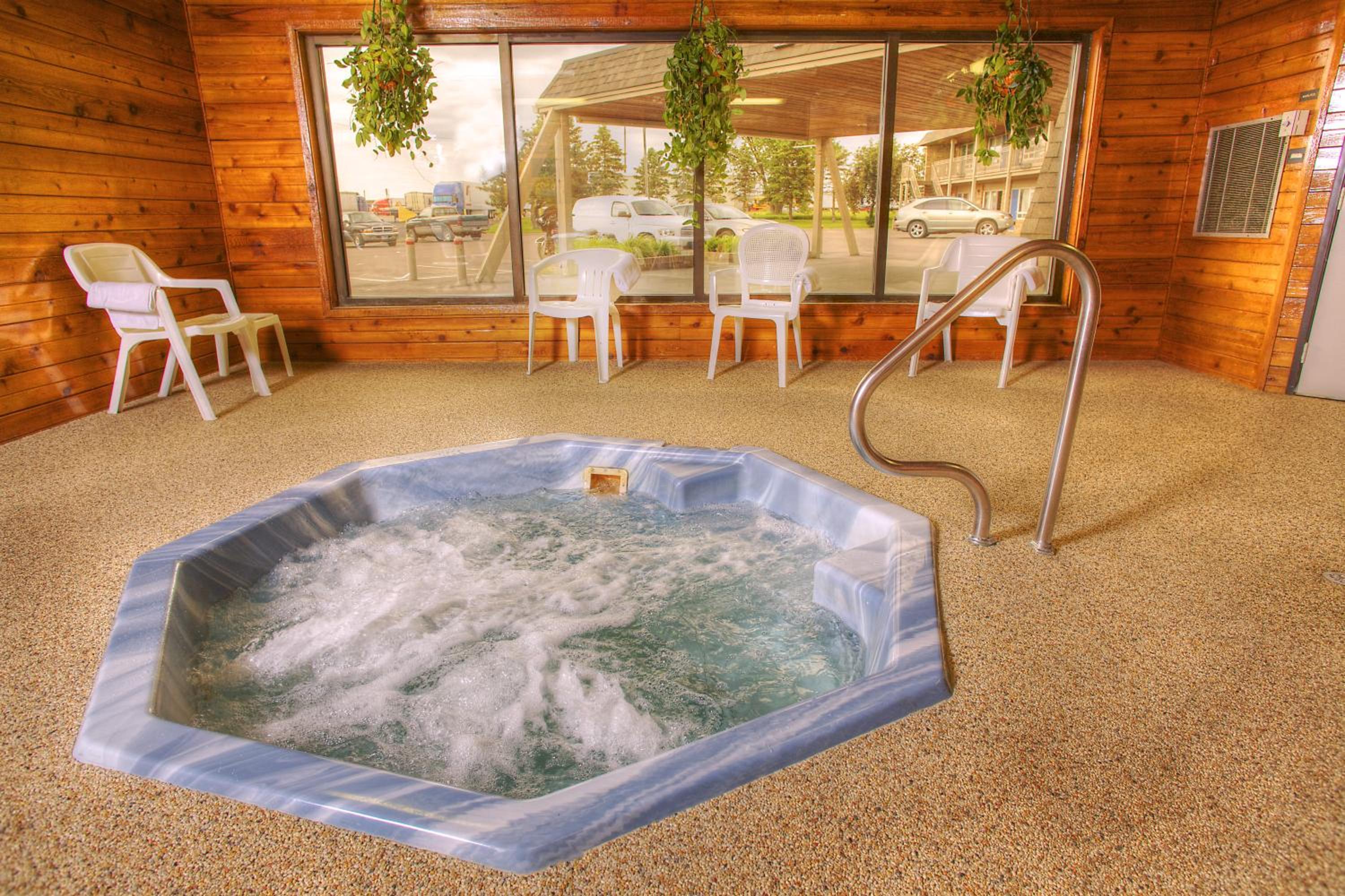 Thunderbird Lodge