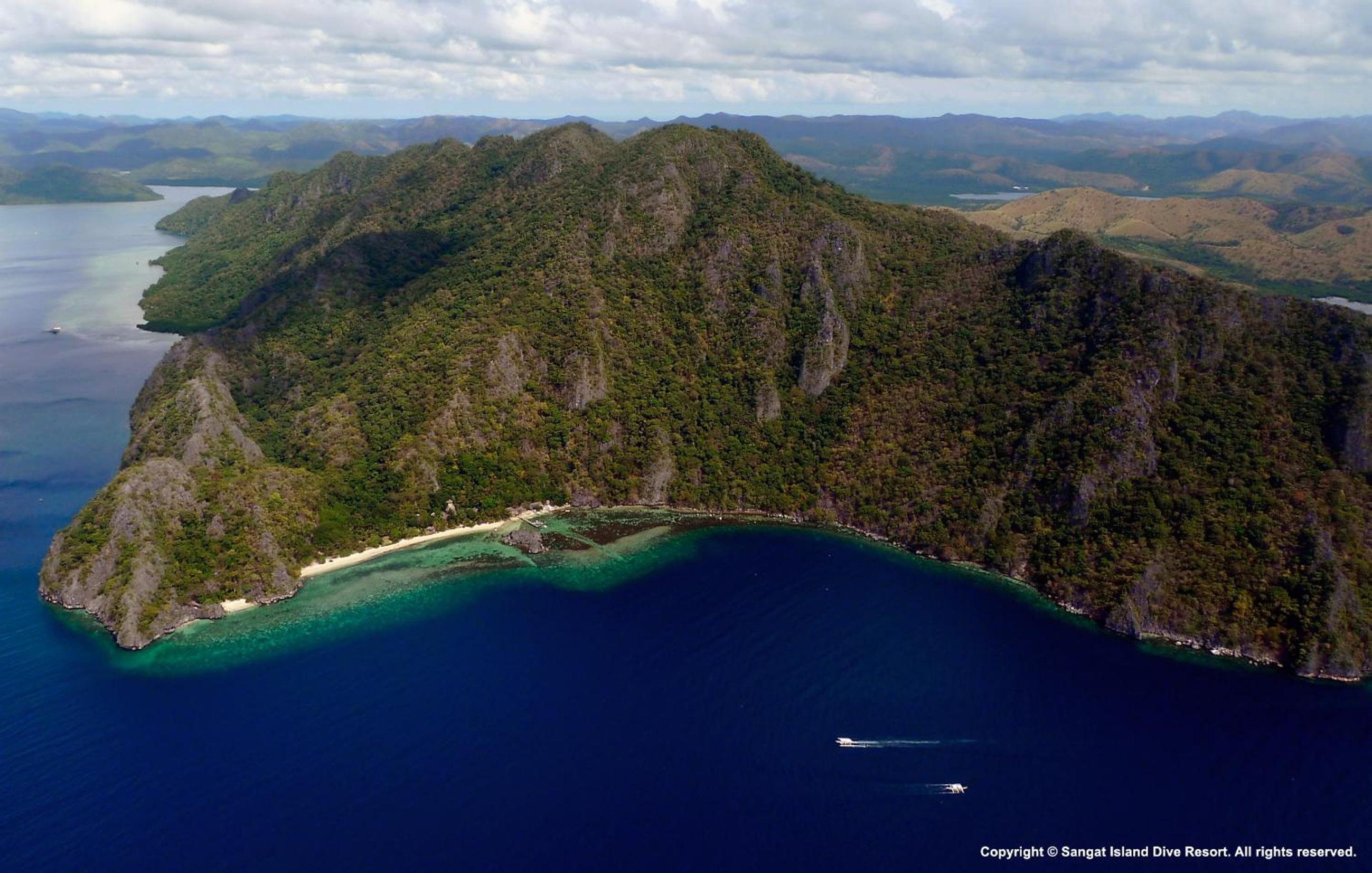 Sangat Island Dive Resort