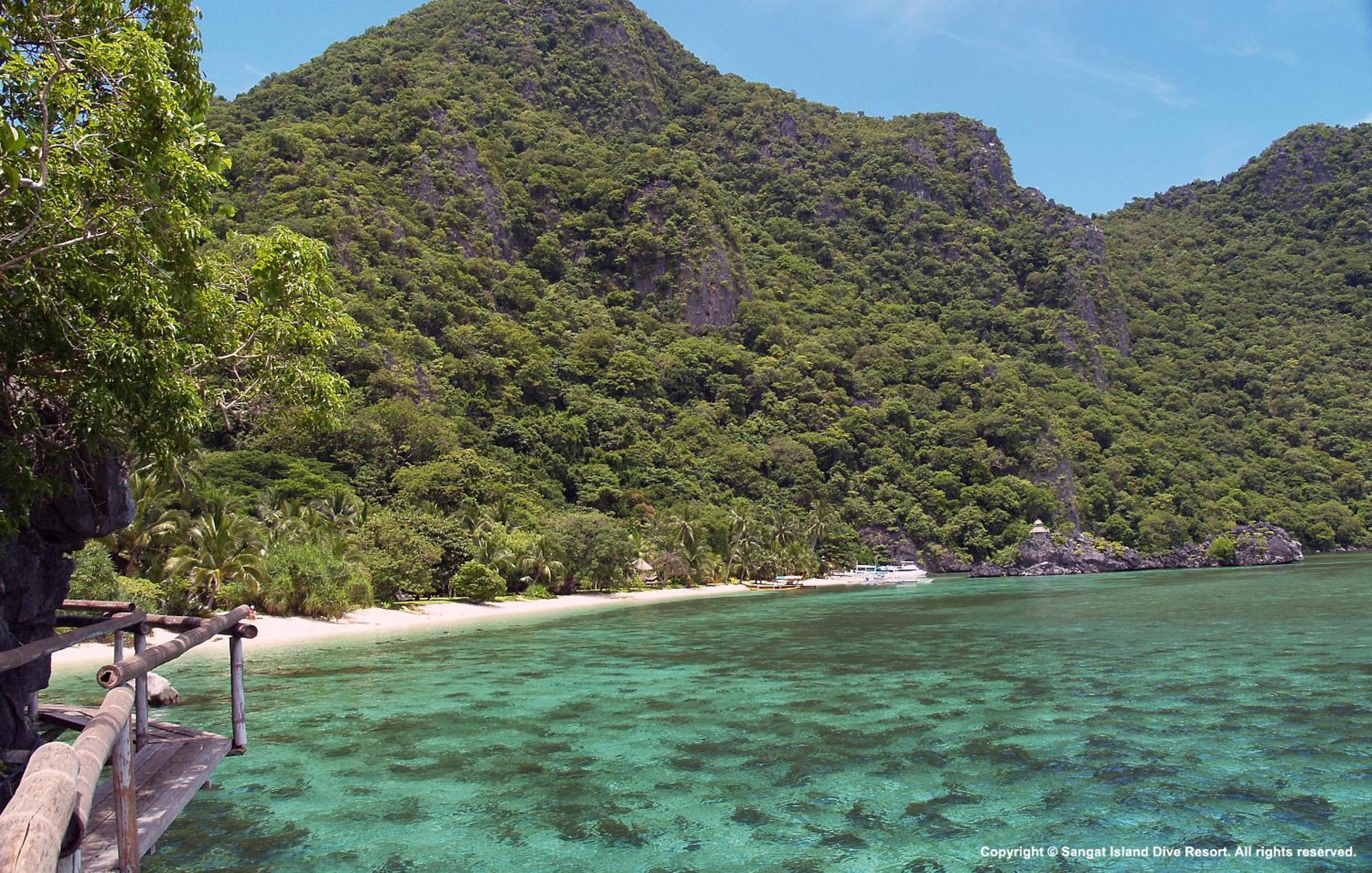 Sangat Island Dive Resort