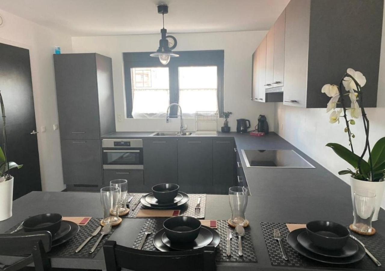 Homeawayfromhomeghent with private parking