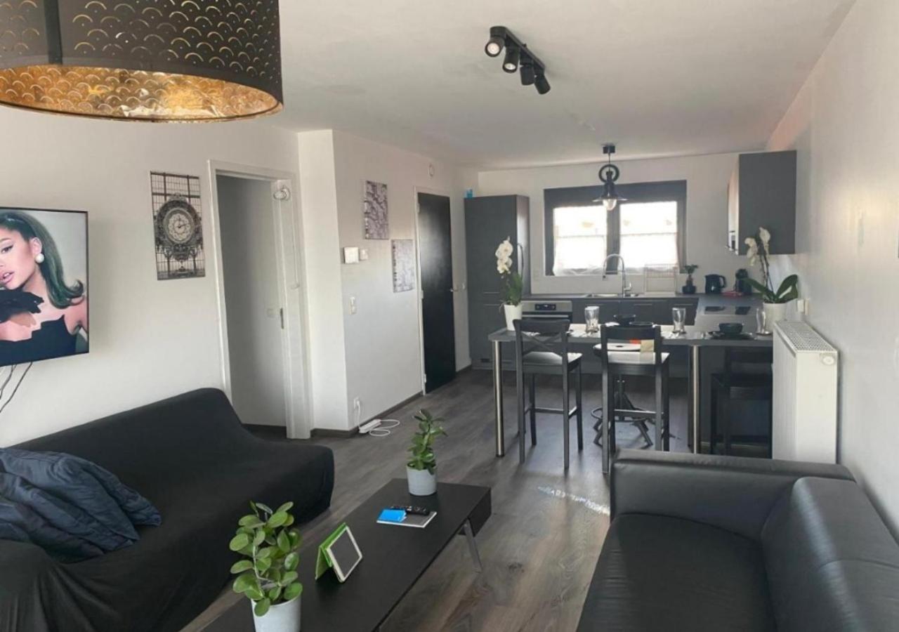 Homeawayfromhomeghent with private parking