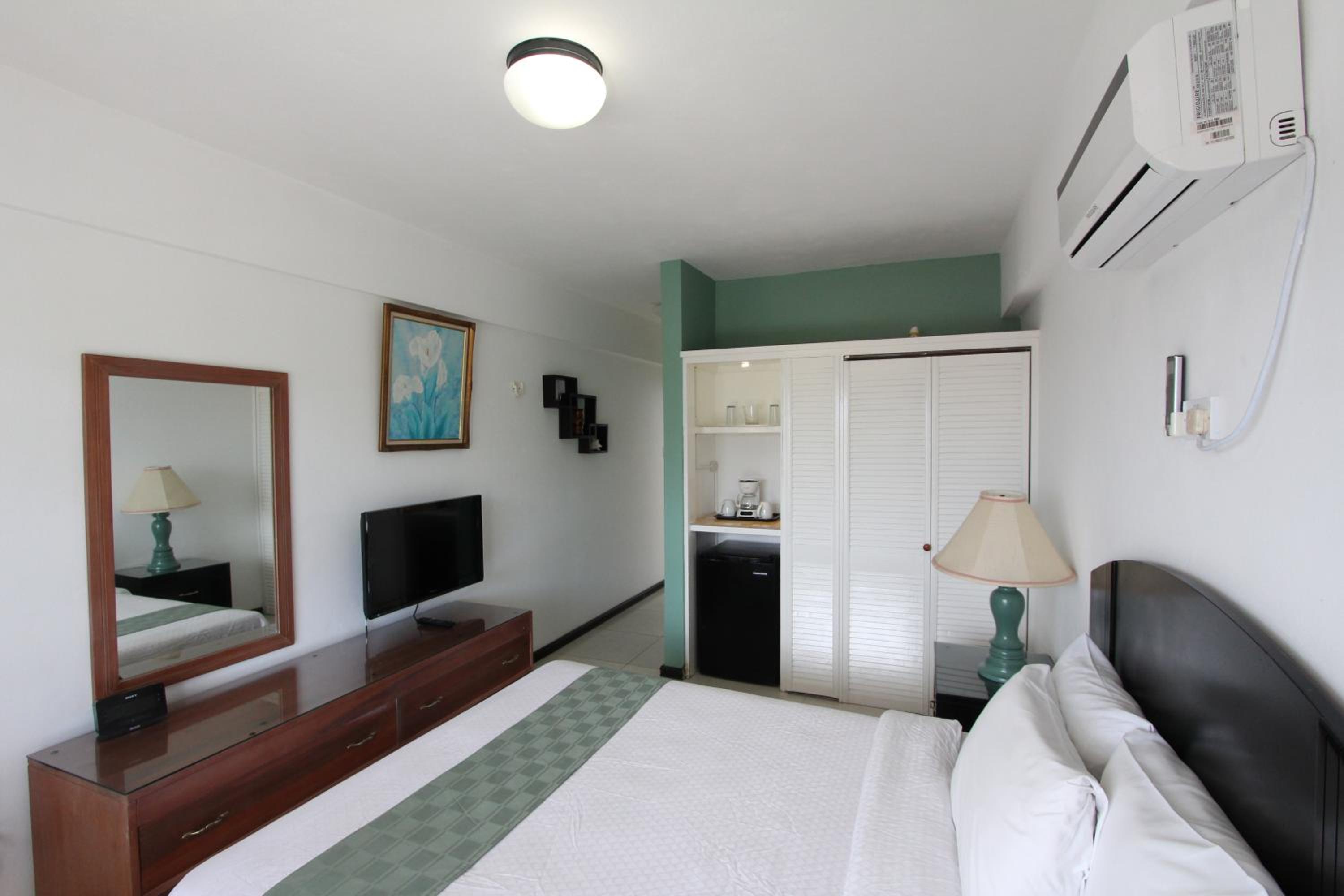 Port Antonio Vacations - Match Resort - Property Image 2