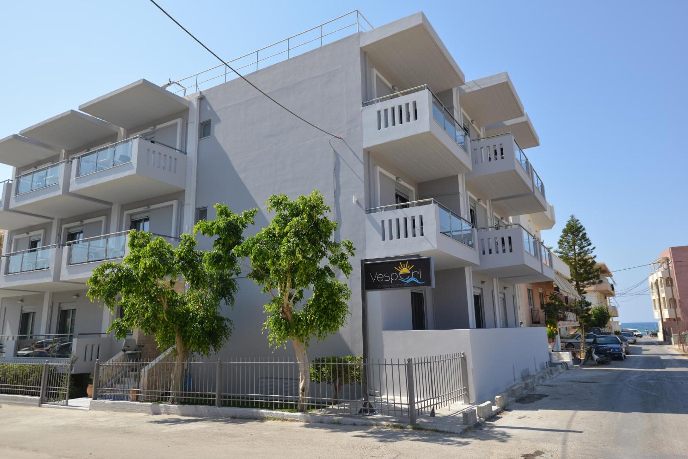 Vesperi Studios & Apartments