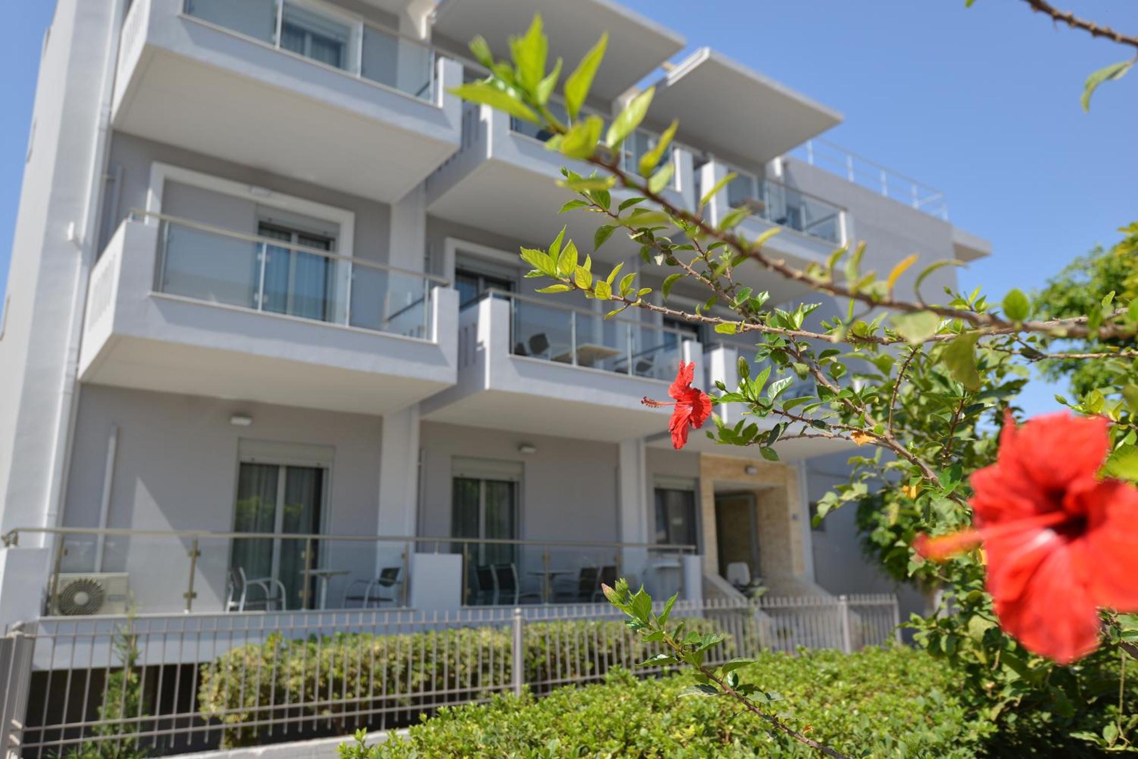 Vesperi Studios & Apartments