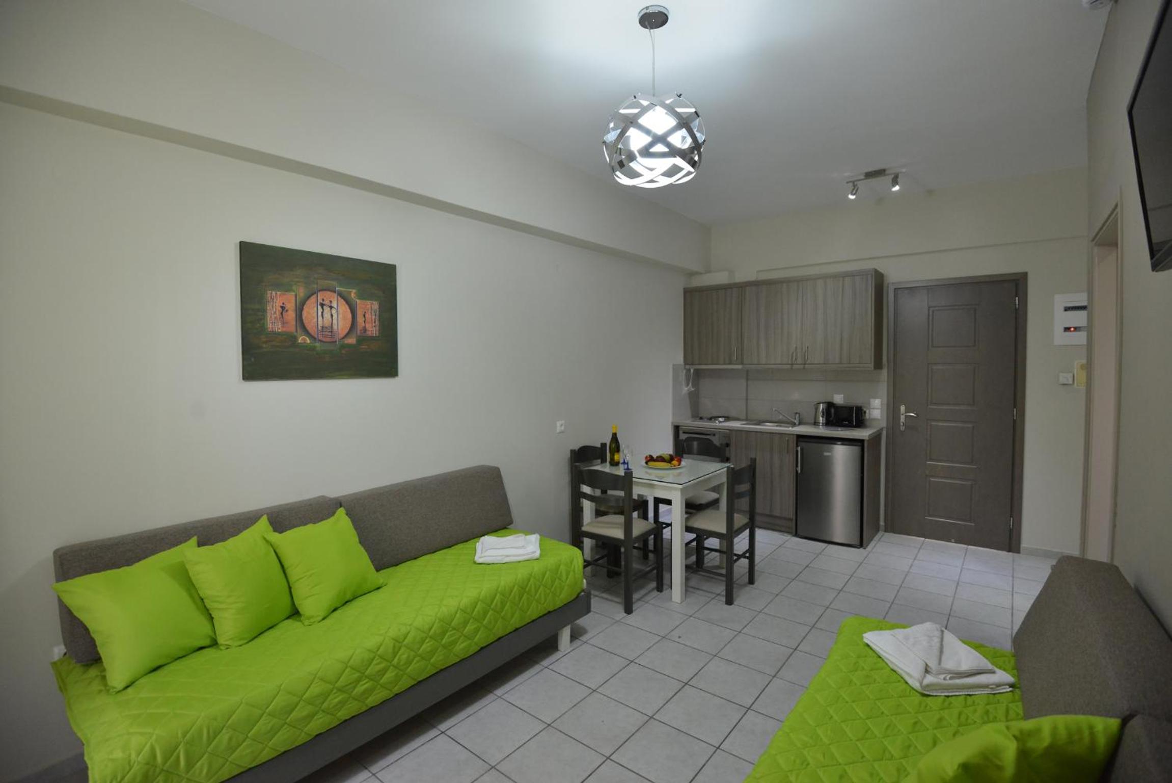 Vesperi Studios & Apartments