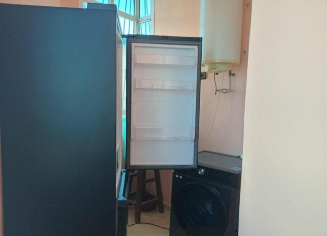 Appartement confortable en face du complexe scolaire newton