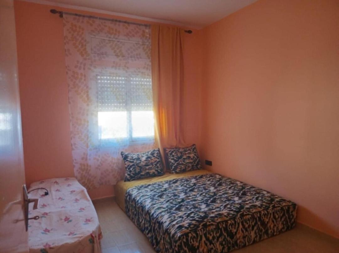 Appartement confortable en face du complexe scolaire newton