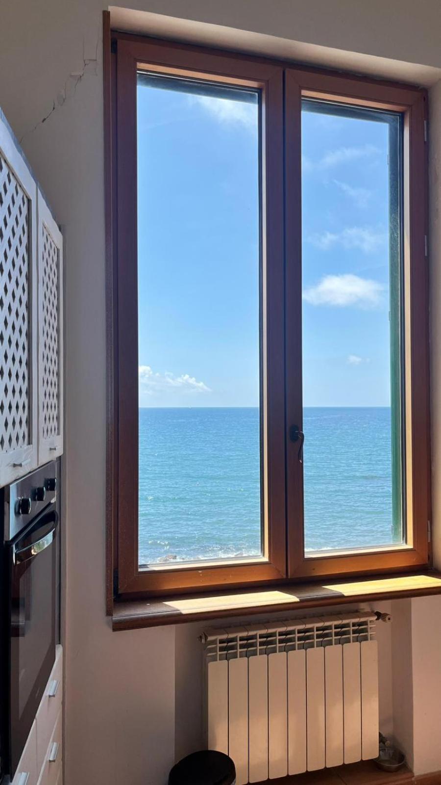 Speziali vista mare