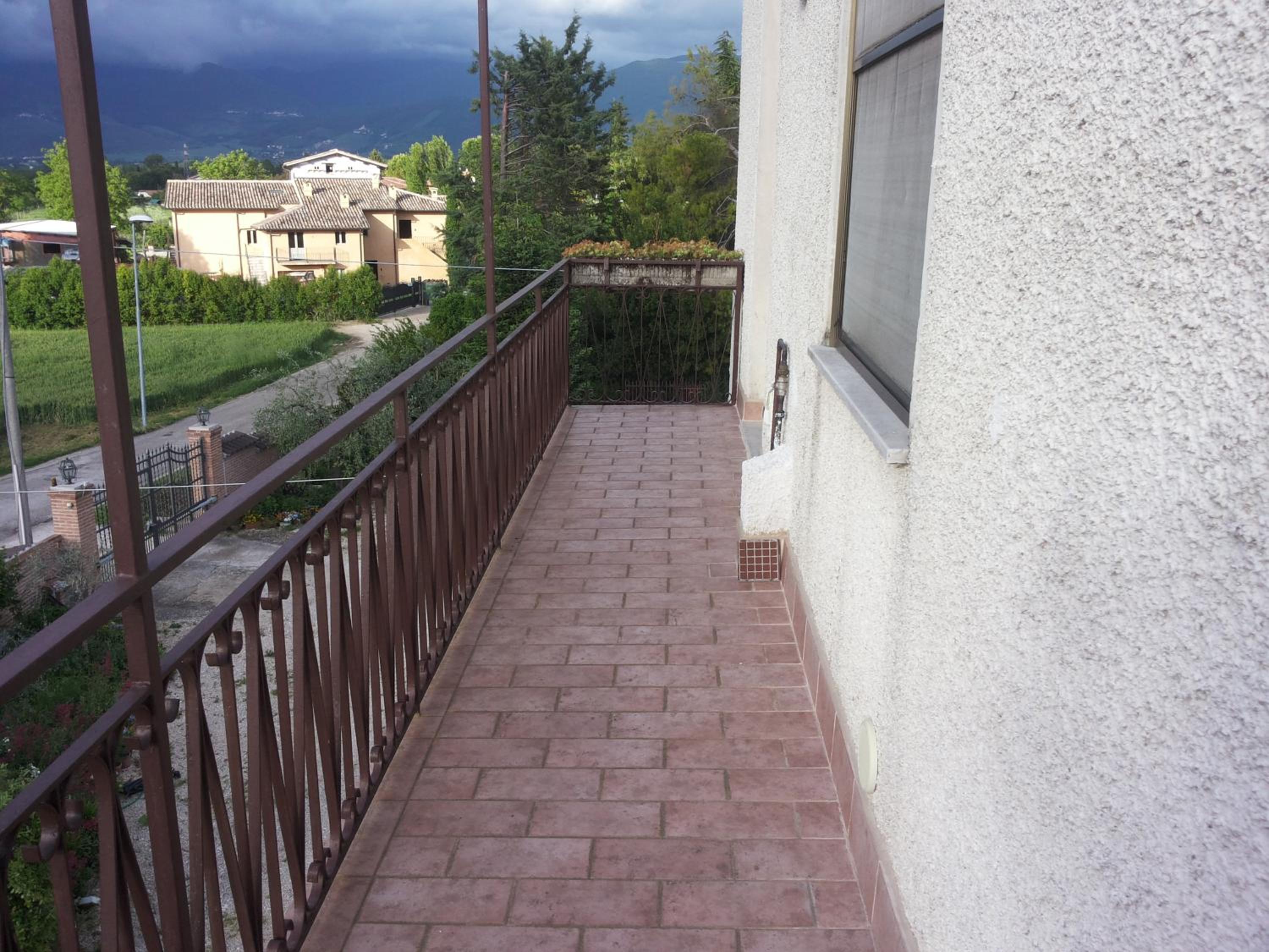 Photo 32
