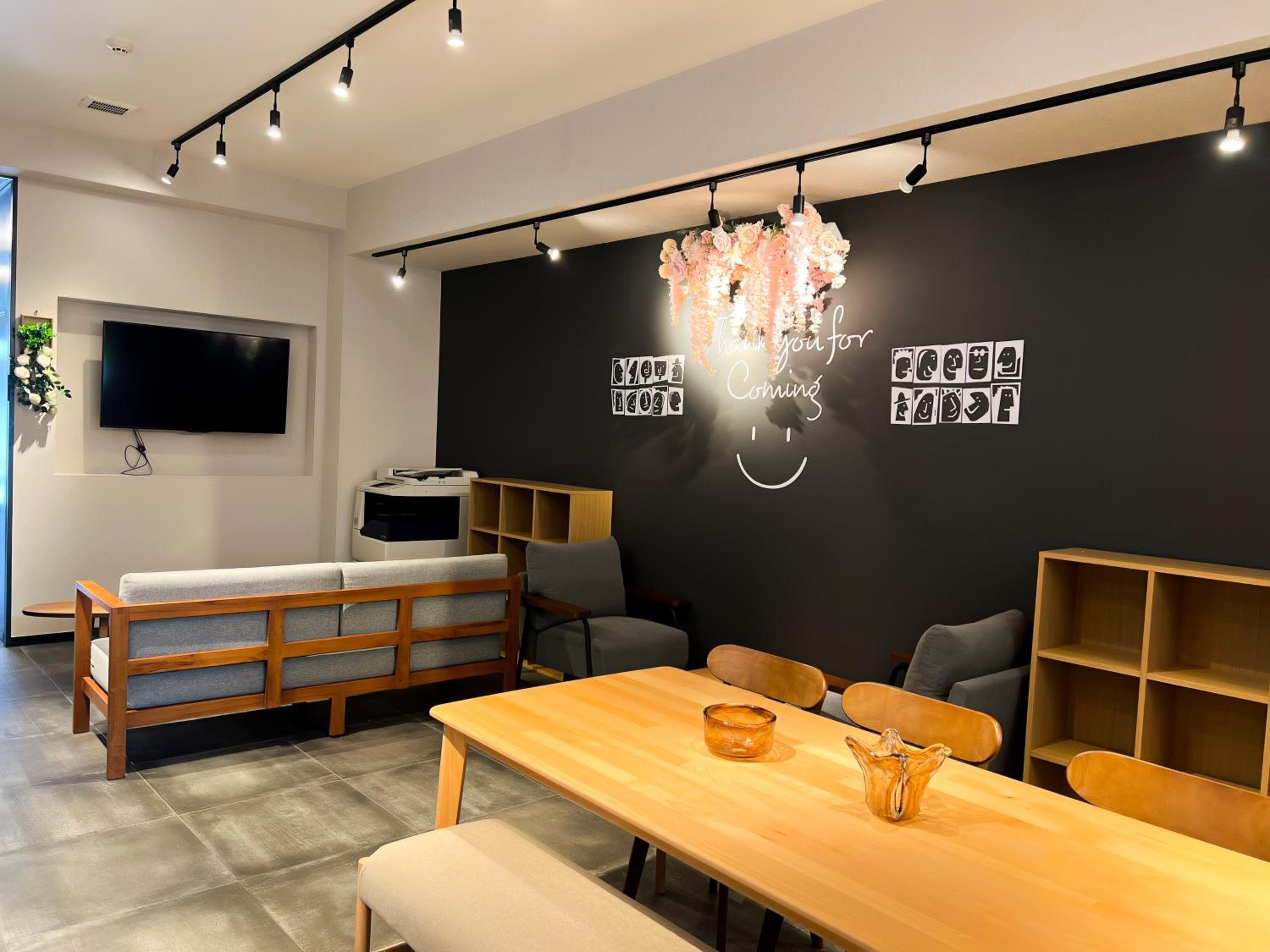 Hostel Hangout Best Value Near Kuromon Market & Namba