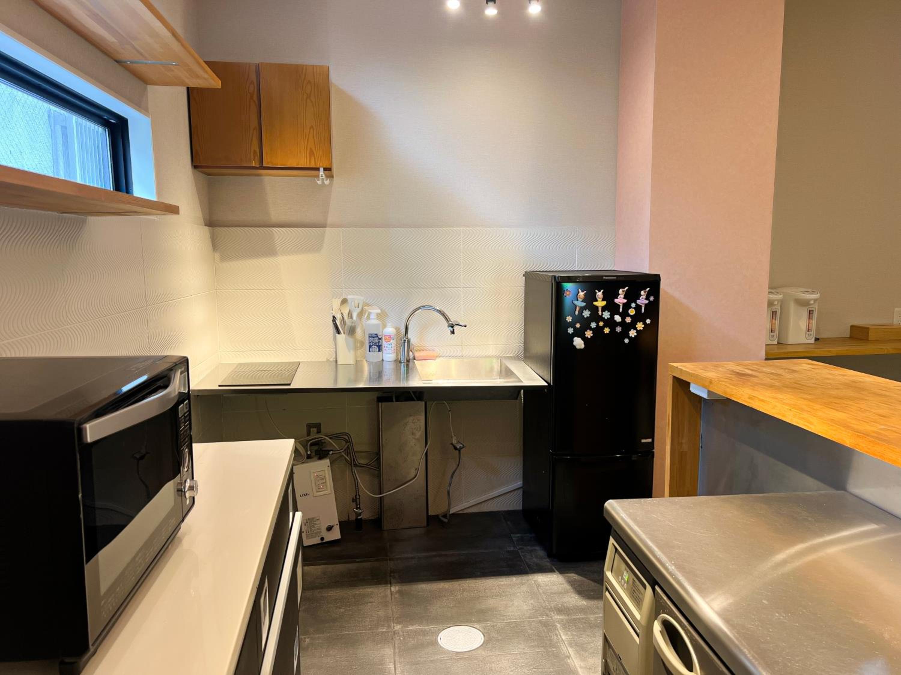 Hostel Hangout Best Value Near Kuromon Market & Namba