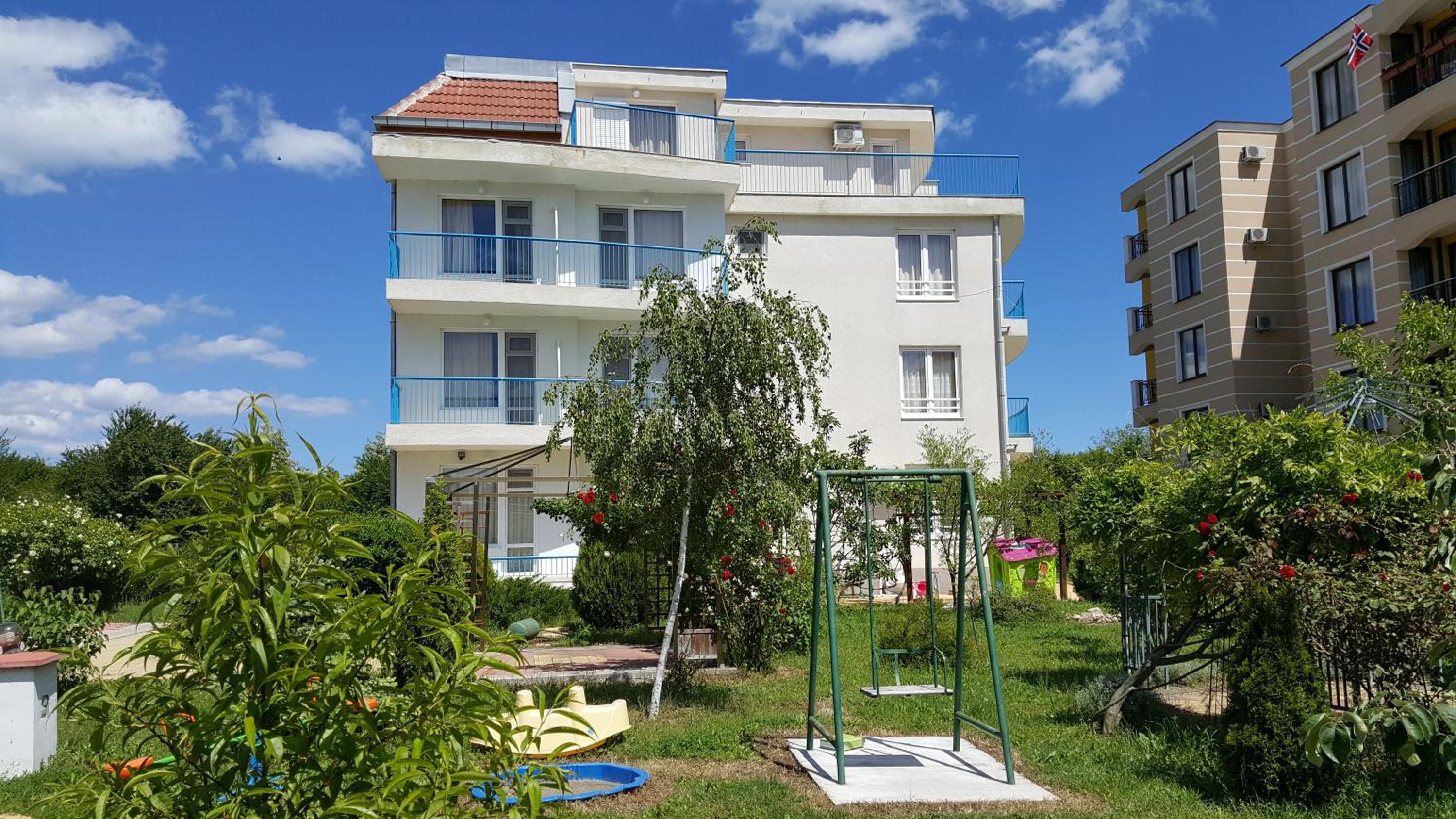 Lilia Guest House
