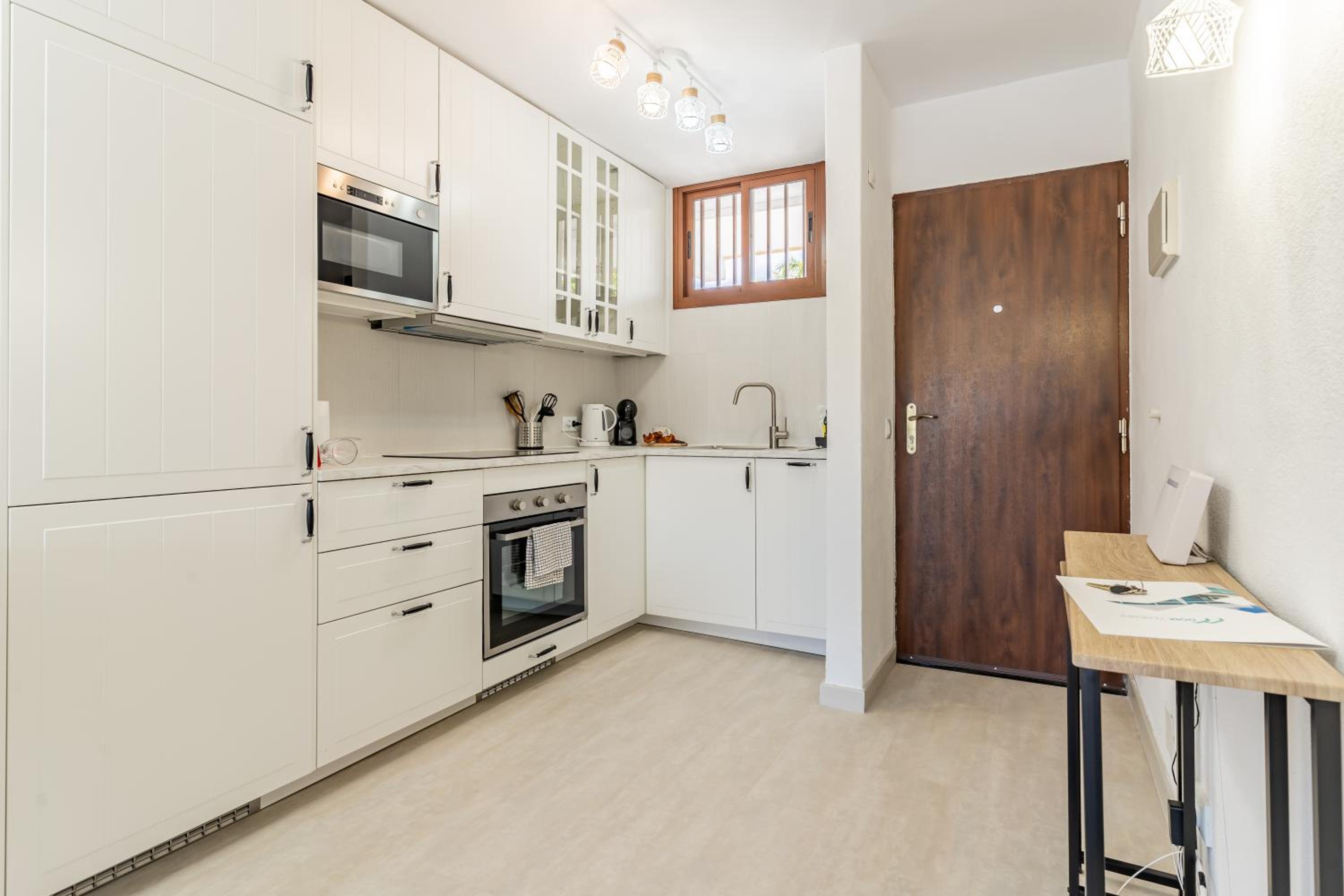 Bright seaside apartment in Los Cristianos - Achacay