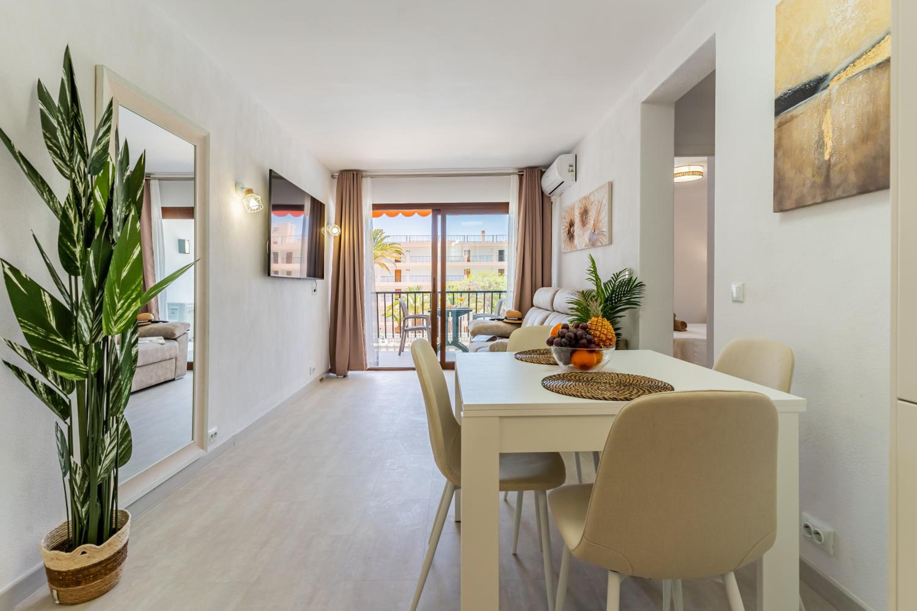 Bright seaside apartment in Los Cristianos - Achacay