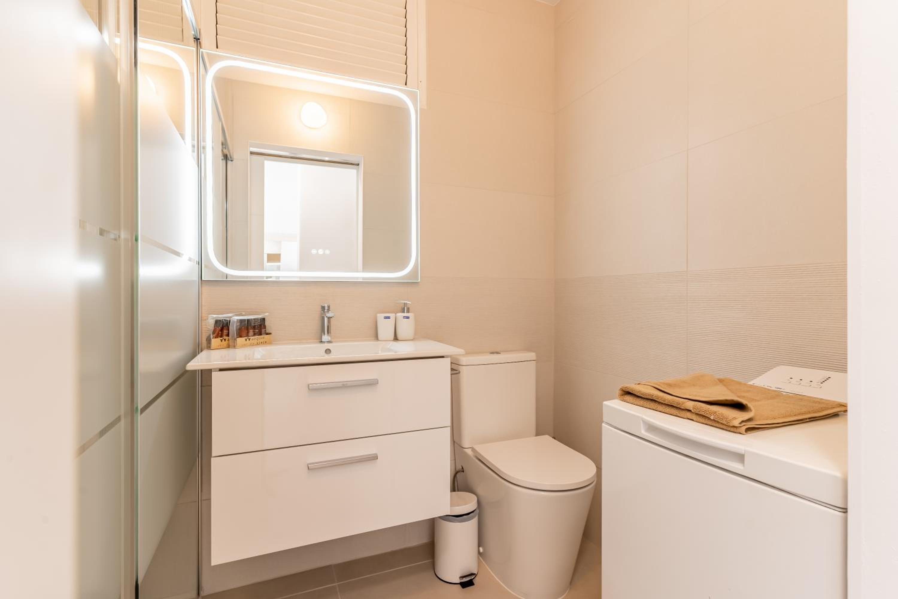 Bright seaside apartment in Los Cristianos - Achacay