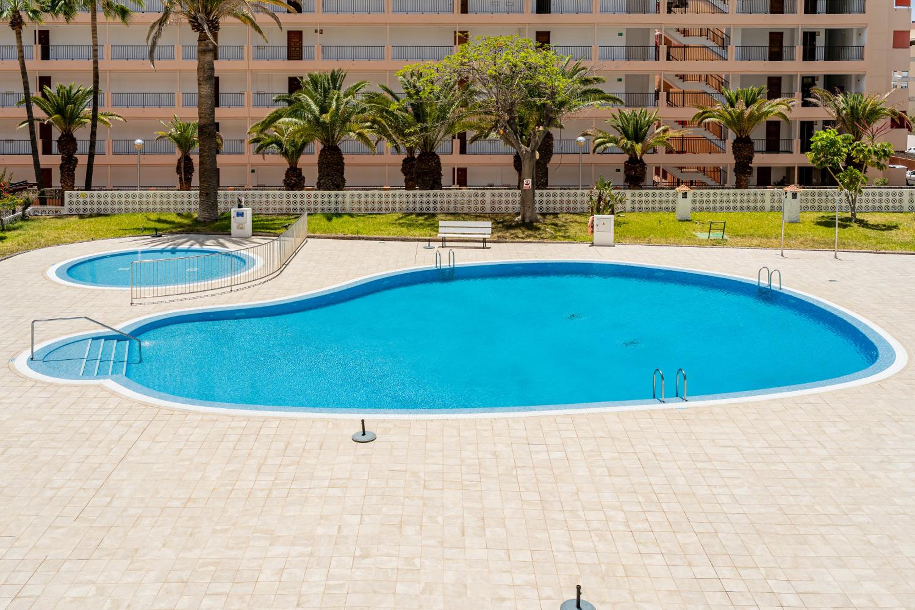Bright seaside apartment in Los Cristianos - Achacay
