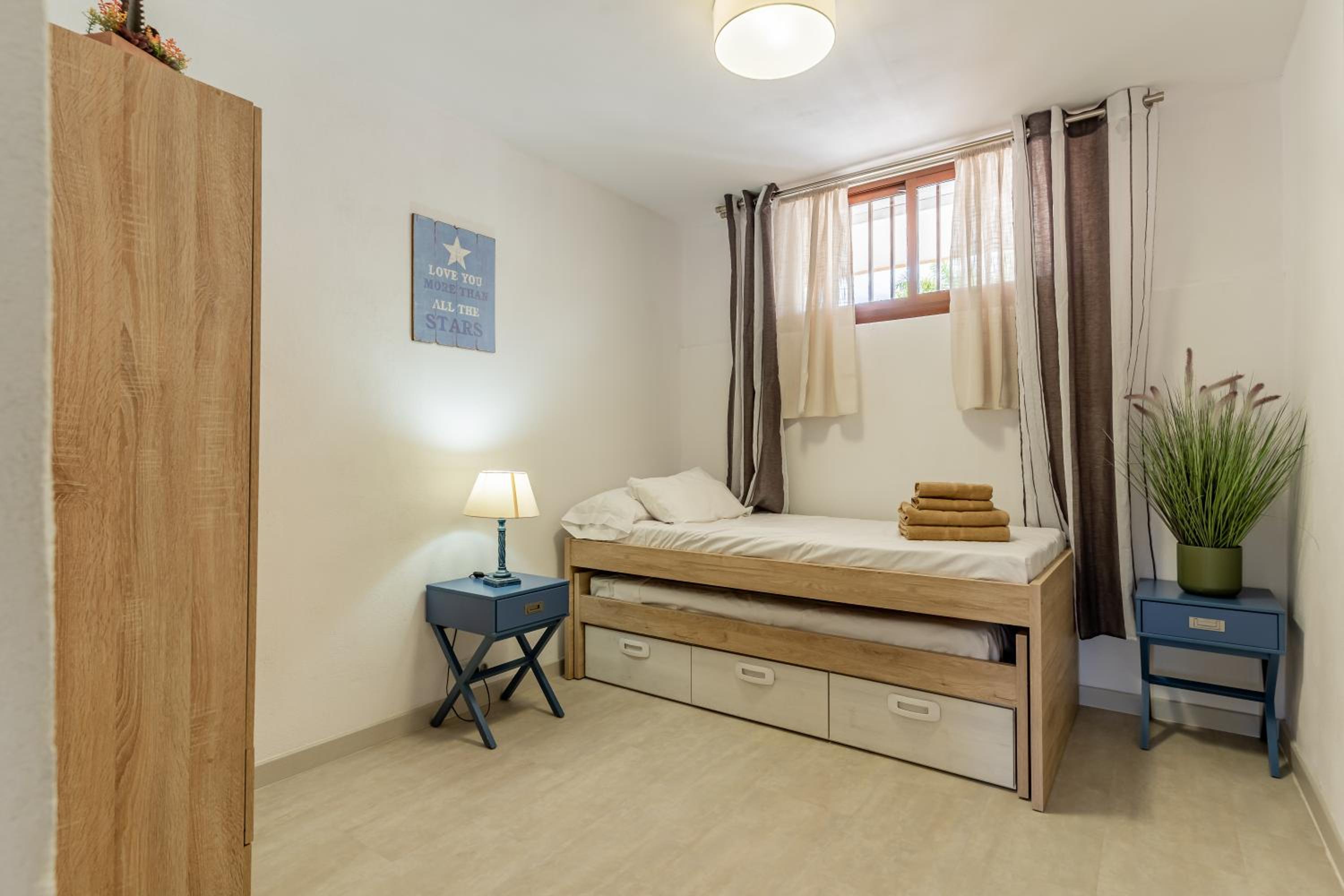 Bright seaside apartment in Los Cristianos - Achacay