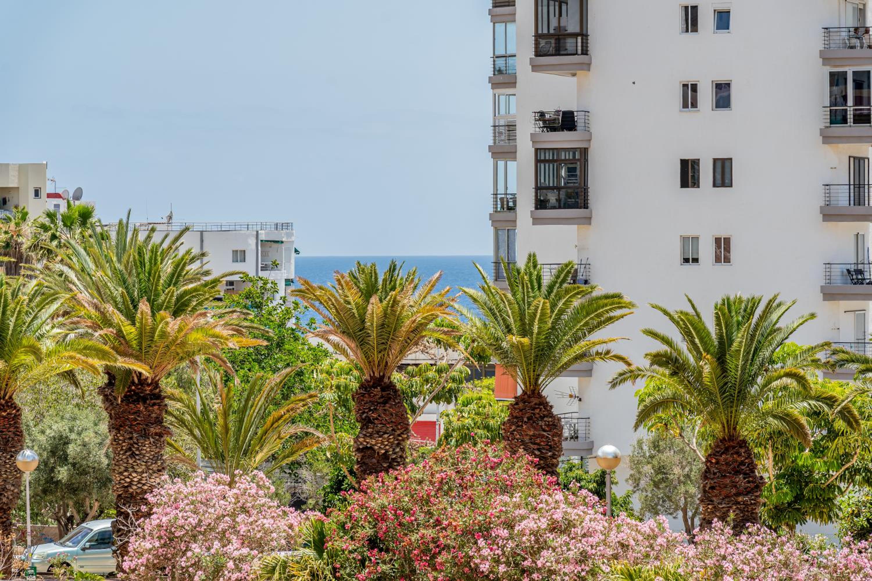 Bright seaside apartment in Los Cristianos - Achacay