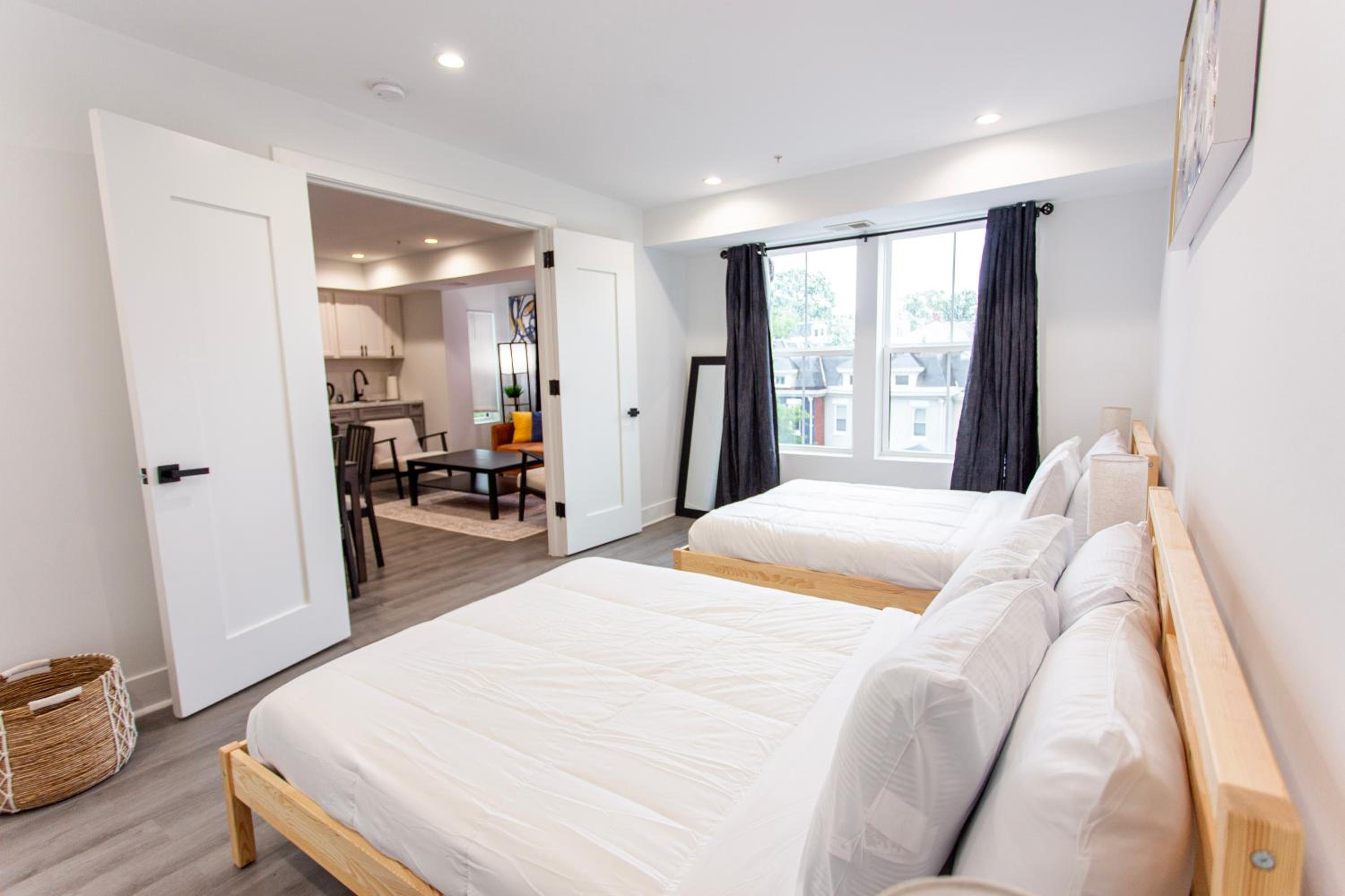 Elegant Petworth Escape 6 Bed Urban Retreat