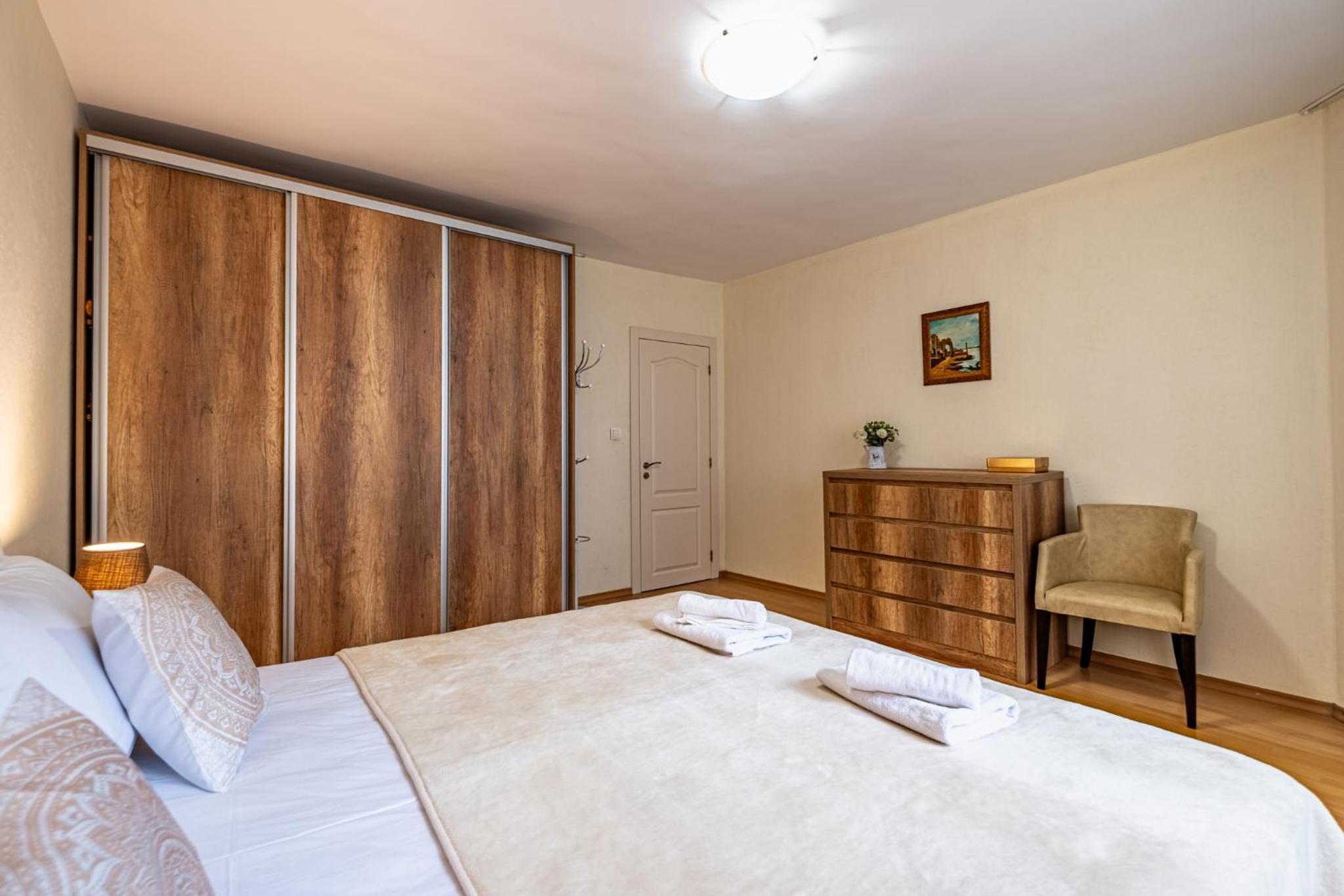 Top Location 3 Bedroom Apartment Next to the Beach