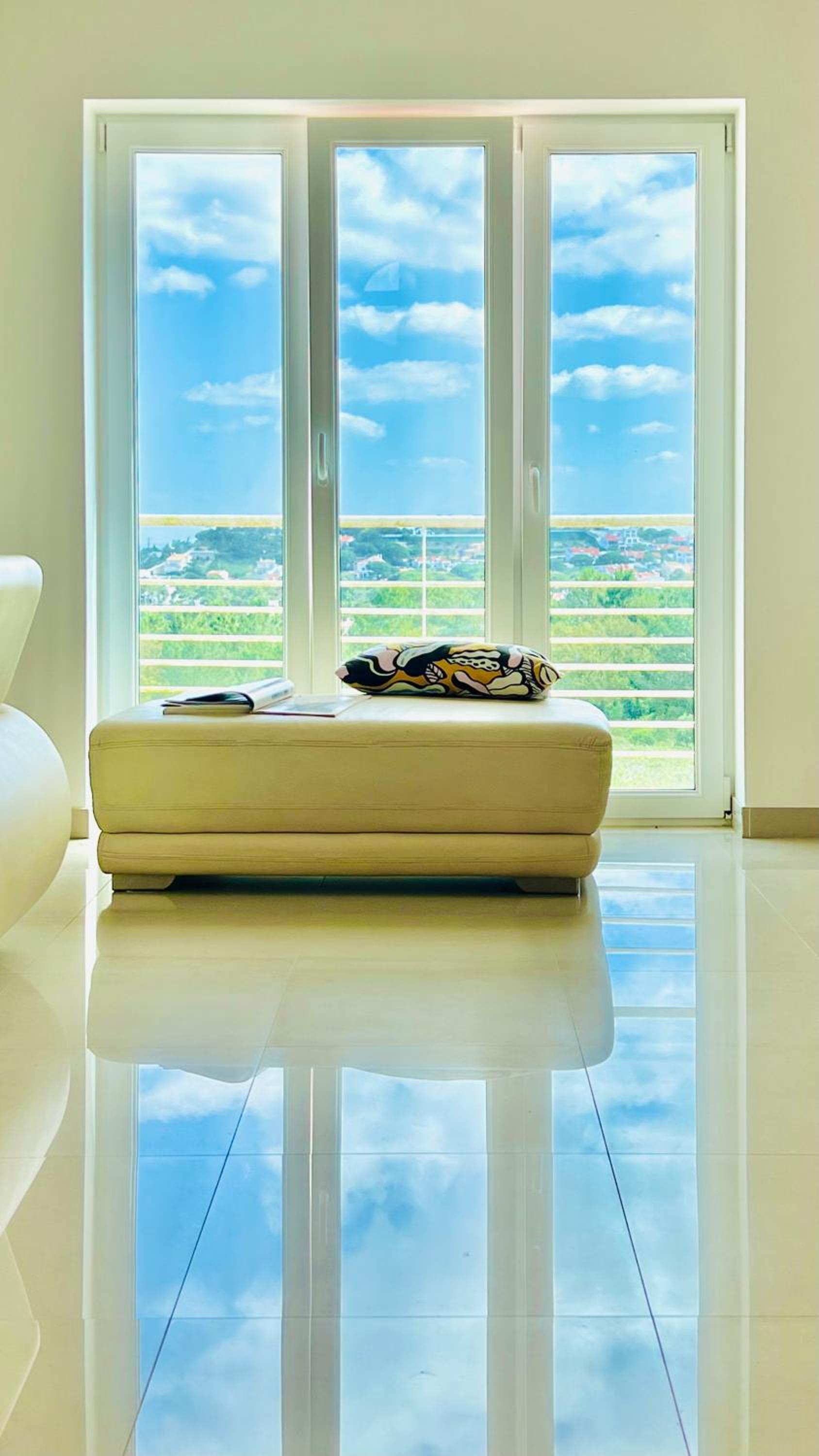 Coastal Breeze Villa in Sesimbra