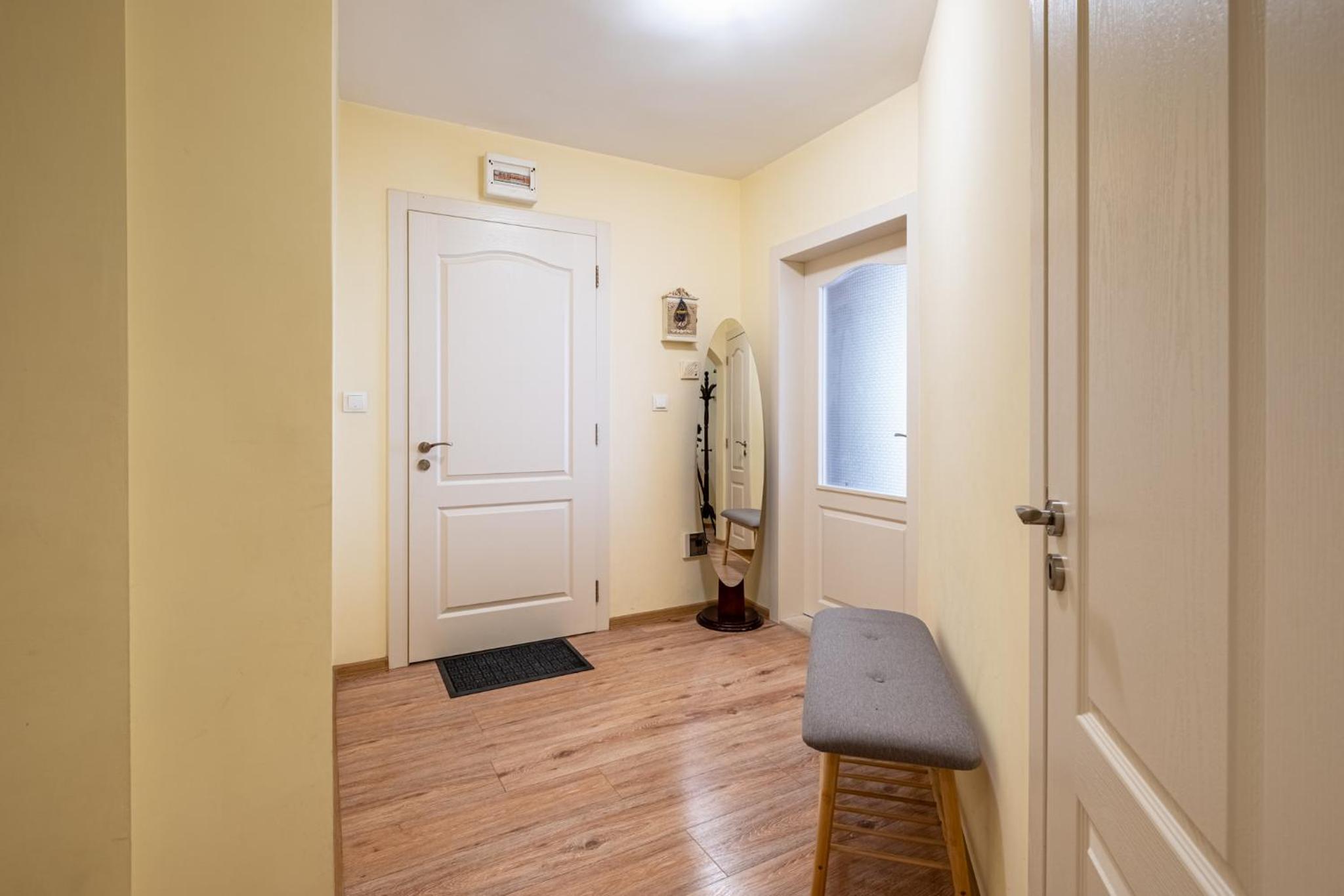 Top Location 3 Bedroom Apartment Next to the Beach