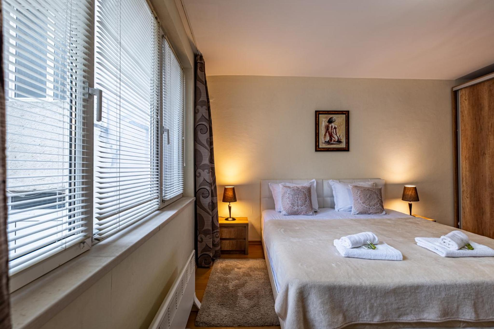 Top Location 3 Bedroom Apartment Next to the Beach
