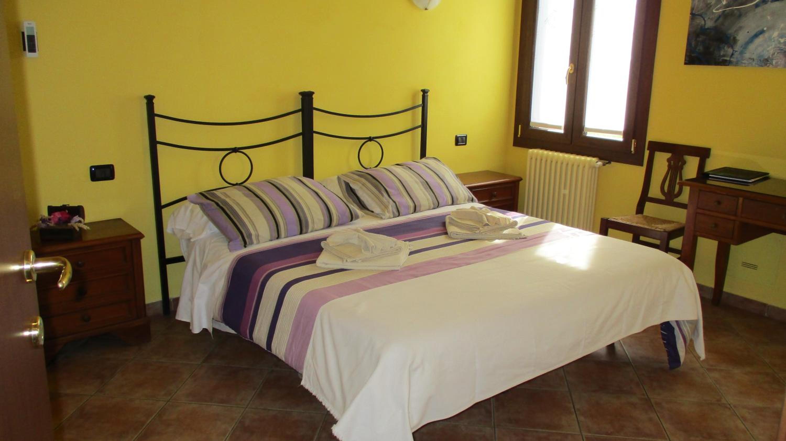 Casa di Campagna B&B La Corte Ferrara