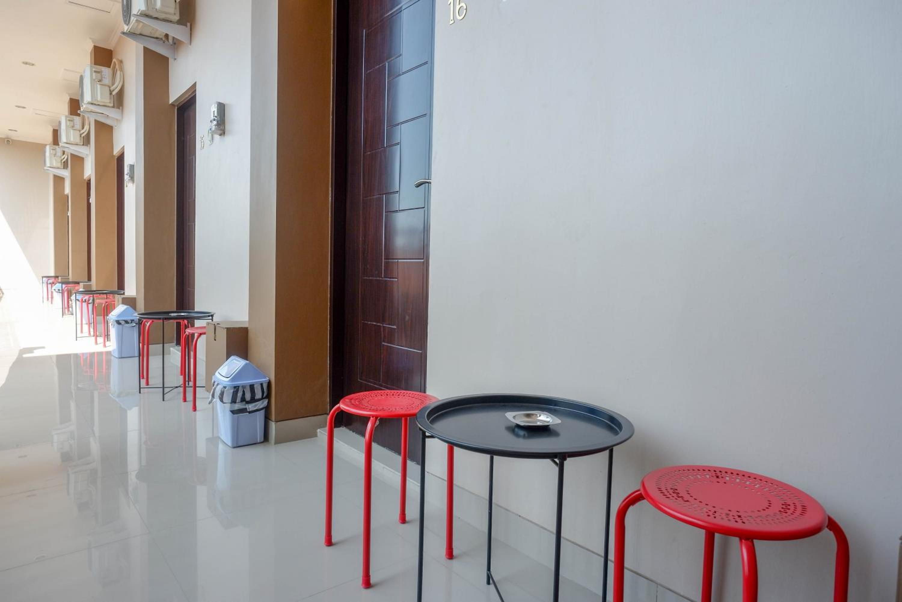 Urbanview Hotel near Alun Alun Tegal, photo 28