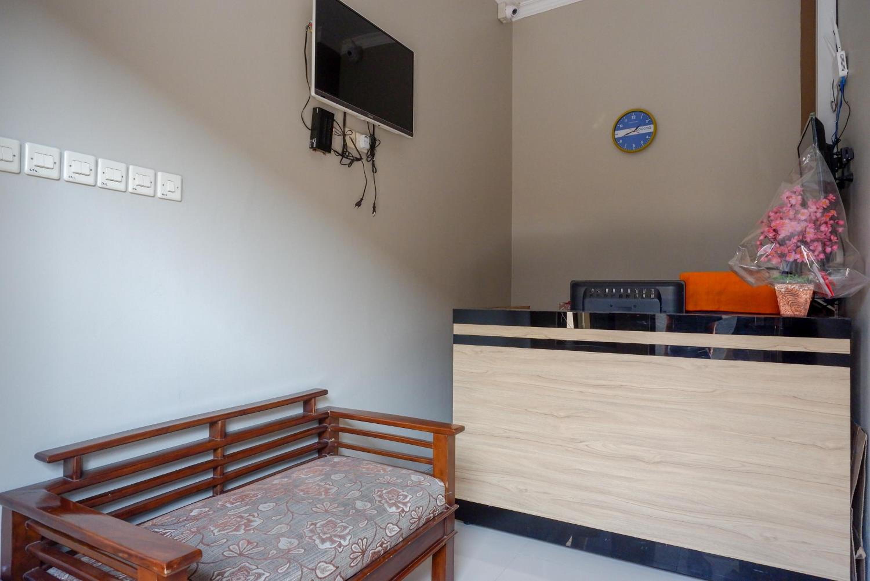 Urbanview Hotel near Alun Alun Tegal, photo 4