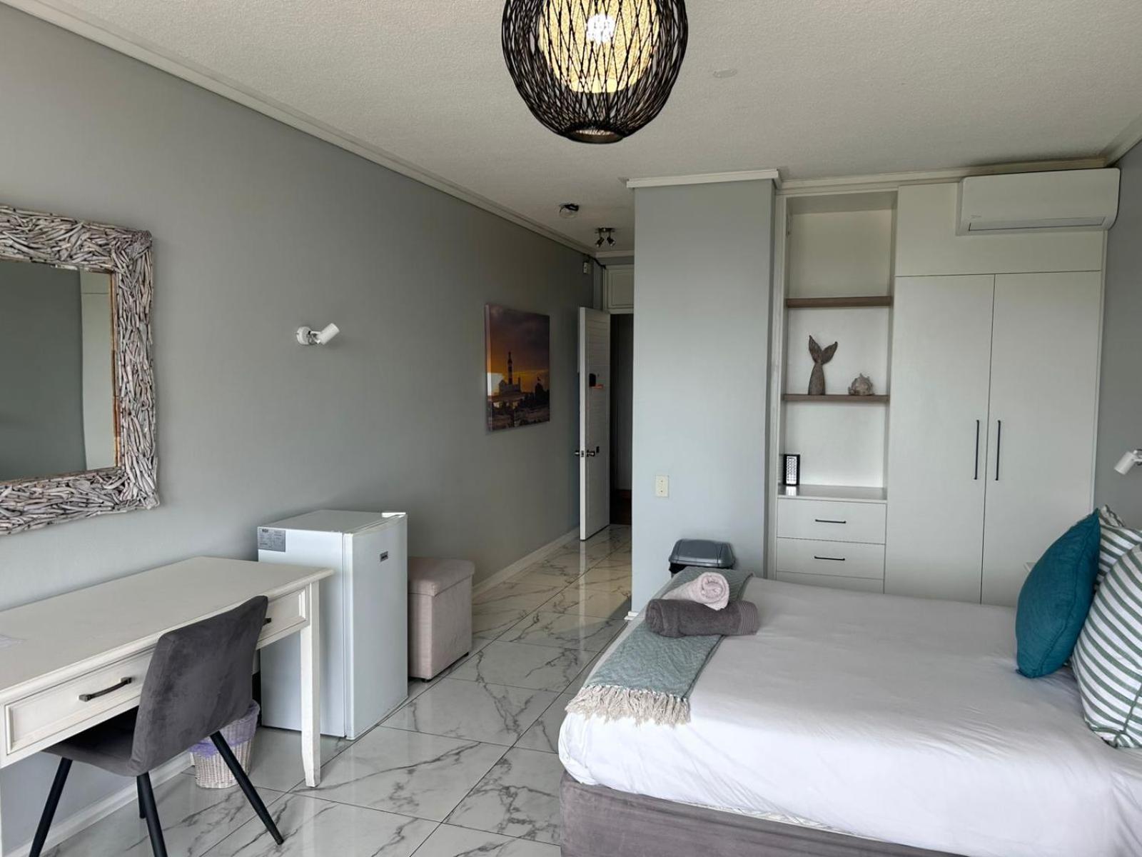 157 Brookes Hill Suites near the beach