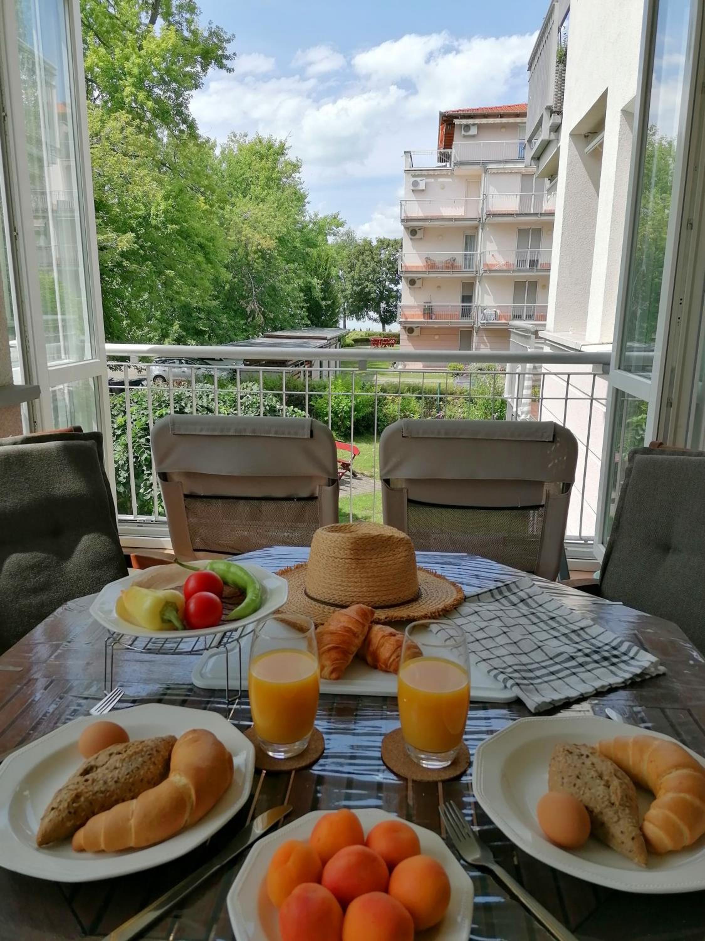 Balaton Golden Coast Beach Apartment