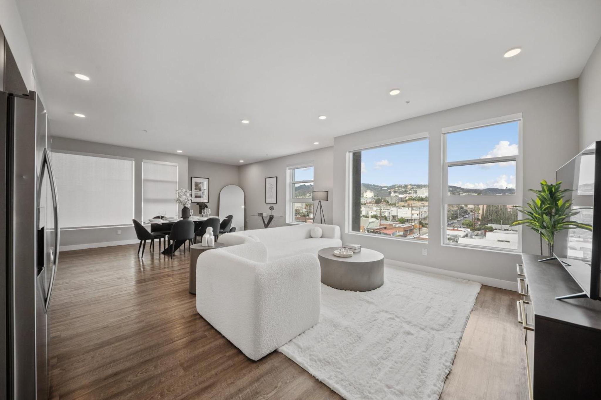 Modern Luxury Oasis in WEHO Hollywood Sign Views