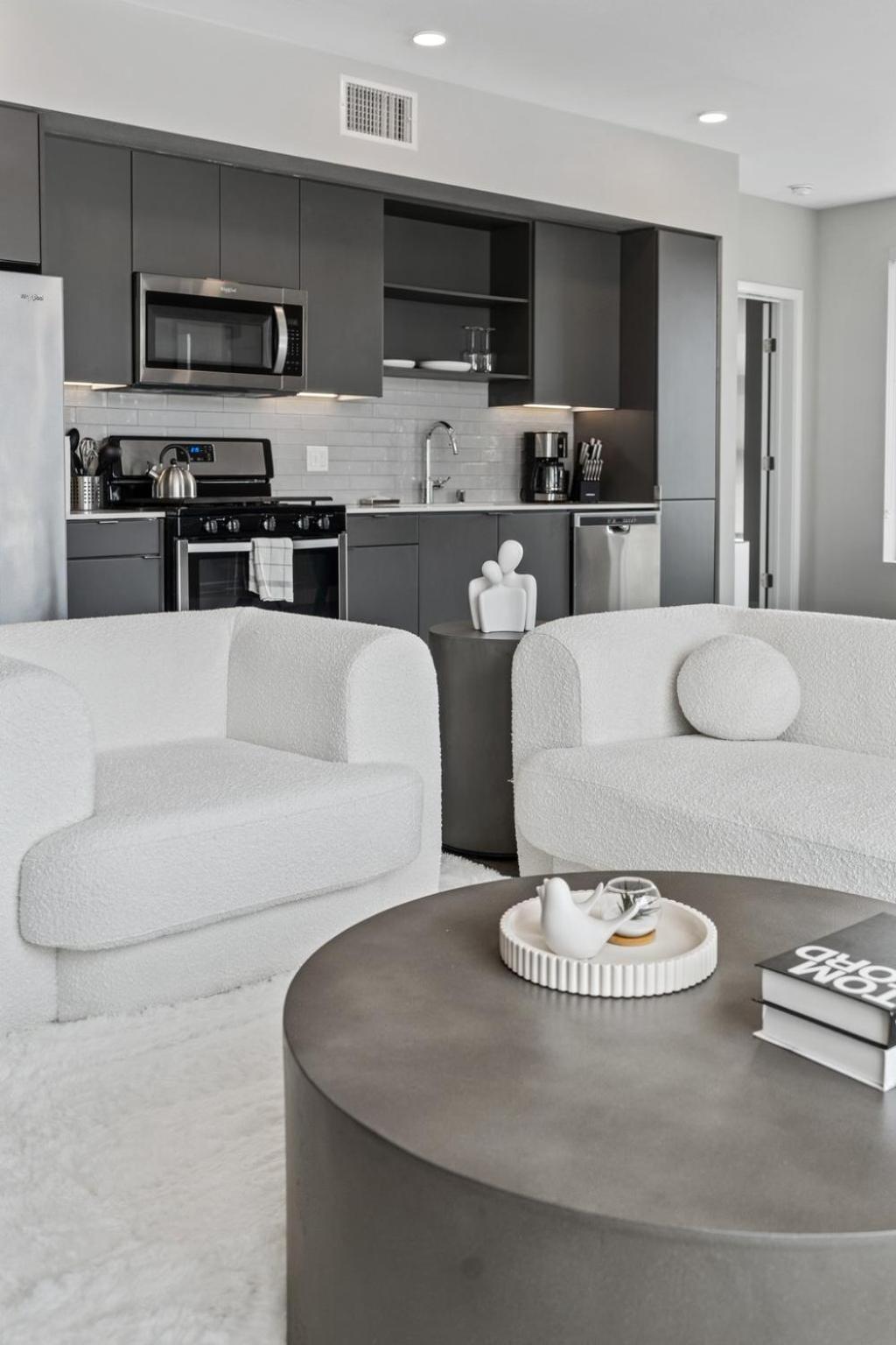 Modern Luxury Oasis in WEHO Hollywood Sign Views