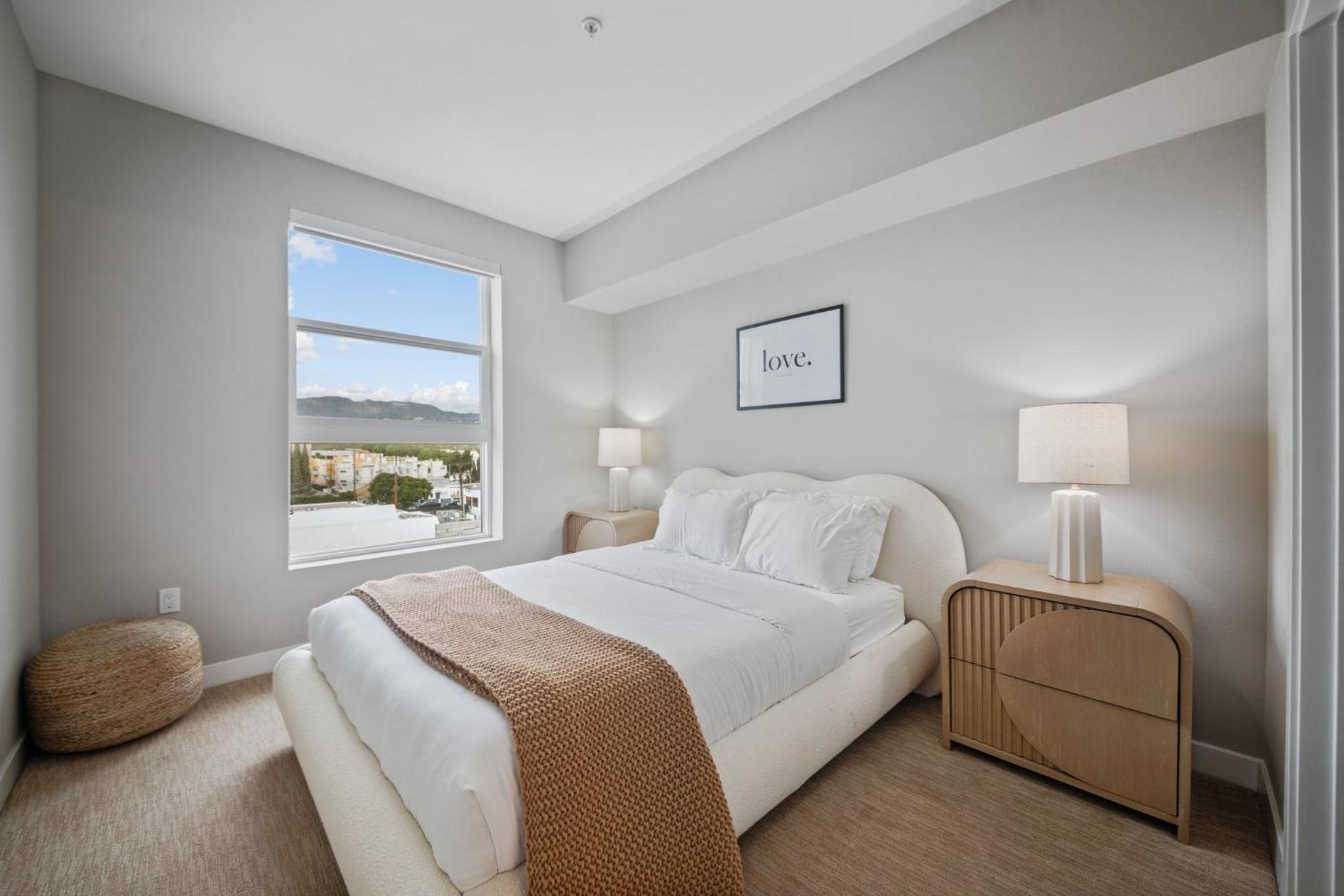 Modern Luxury Oasis in WEHO Hollywood Sign Views