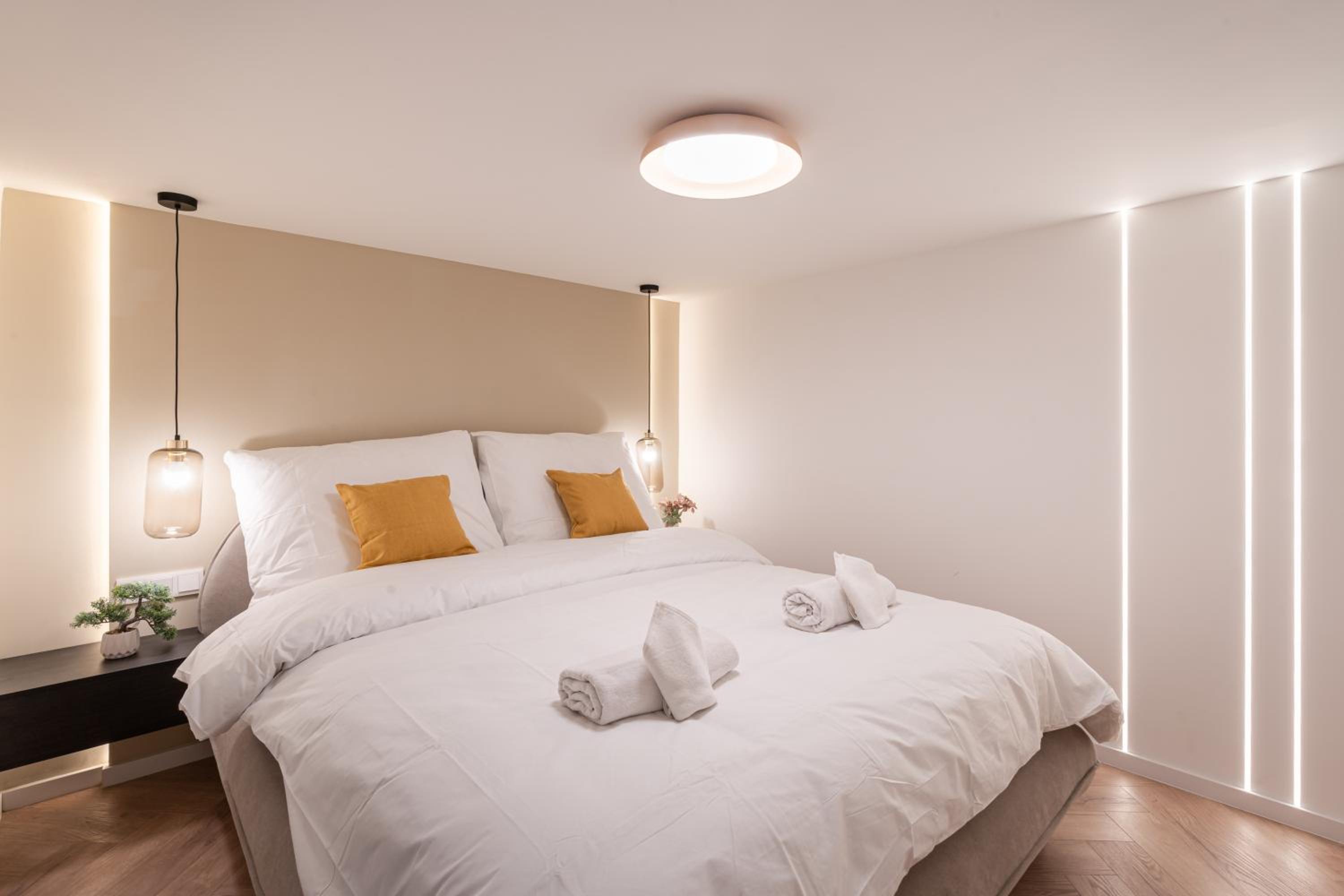 E22 - Boutique Apartments, Best Location by BQA